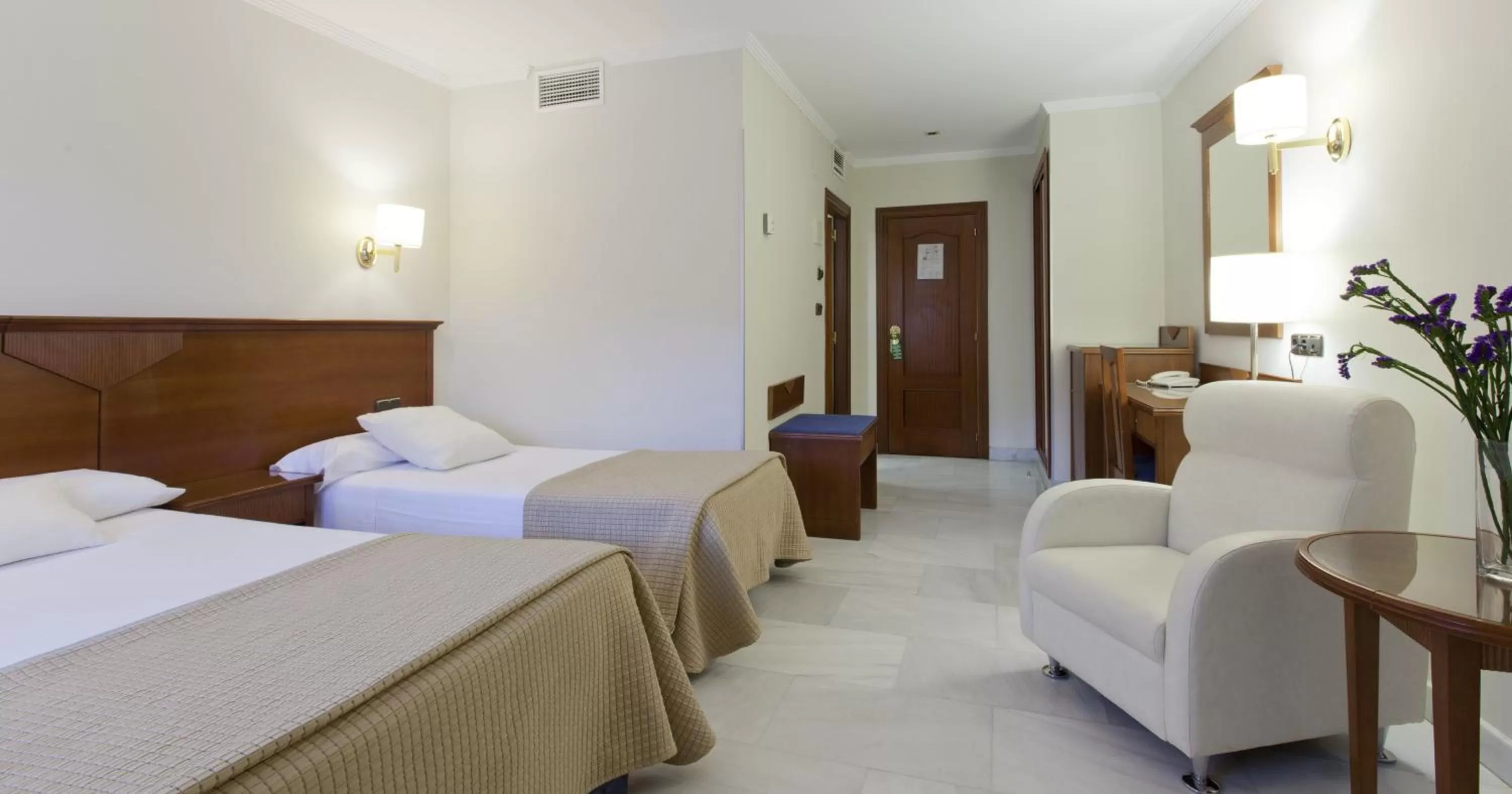 Bedroom, Bed in Porcel Alixares