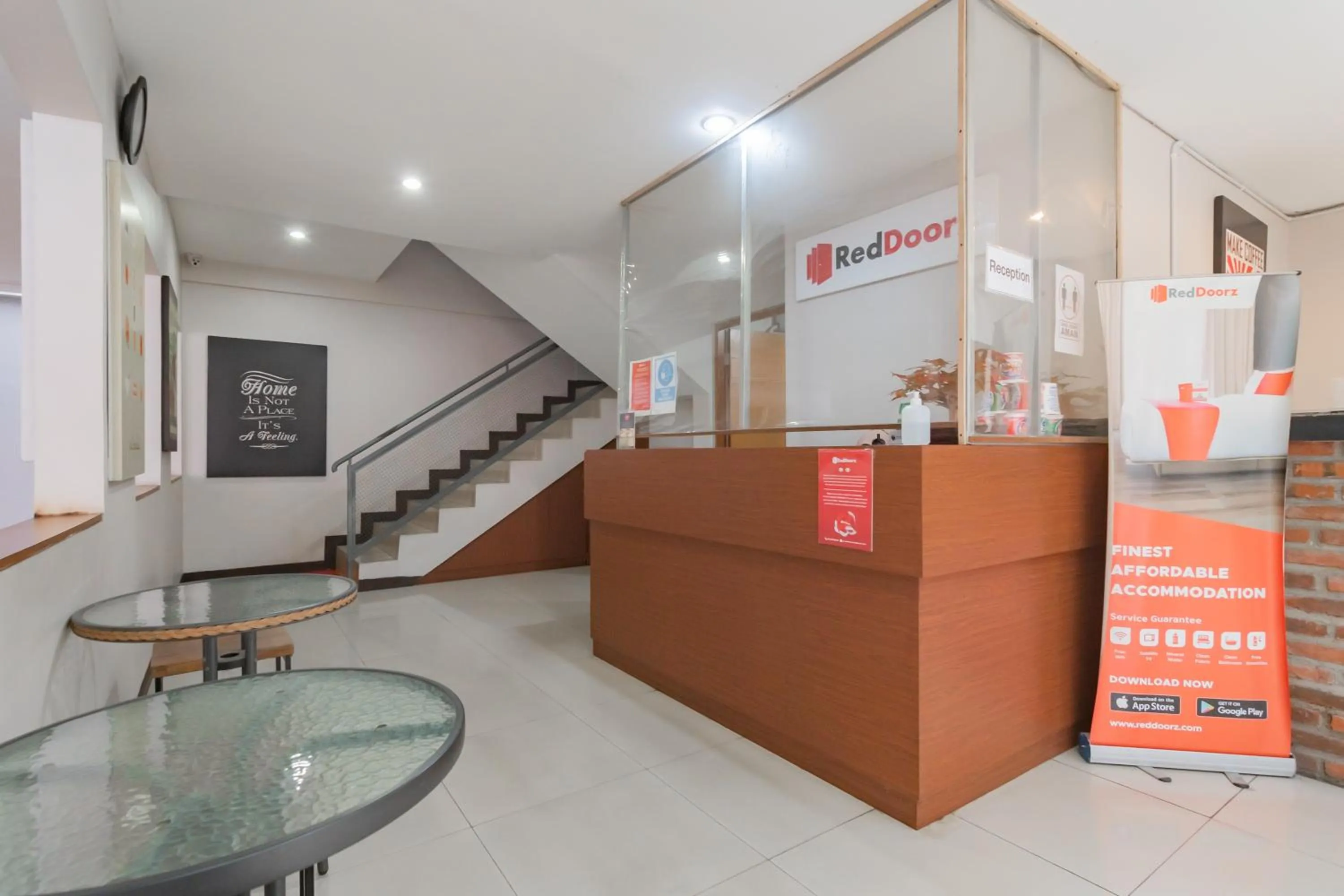 Lobby or reception in RedDoorz Plus @ Dago Pojok 3