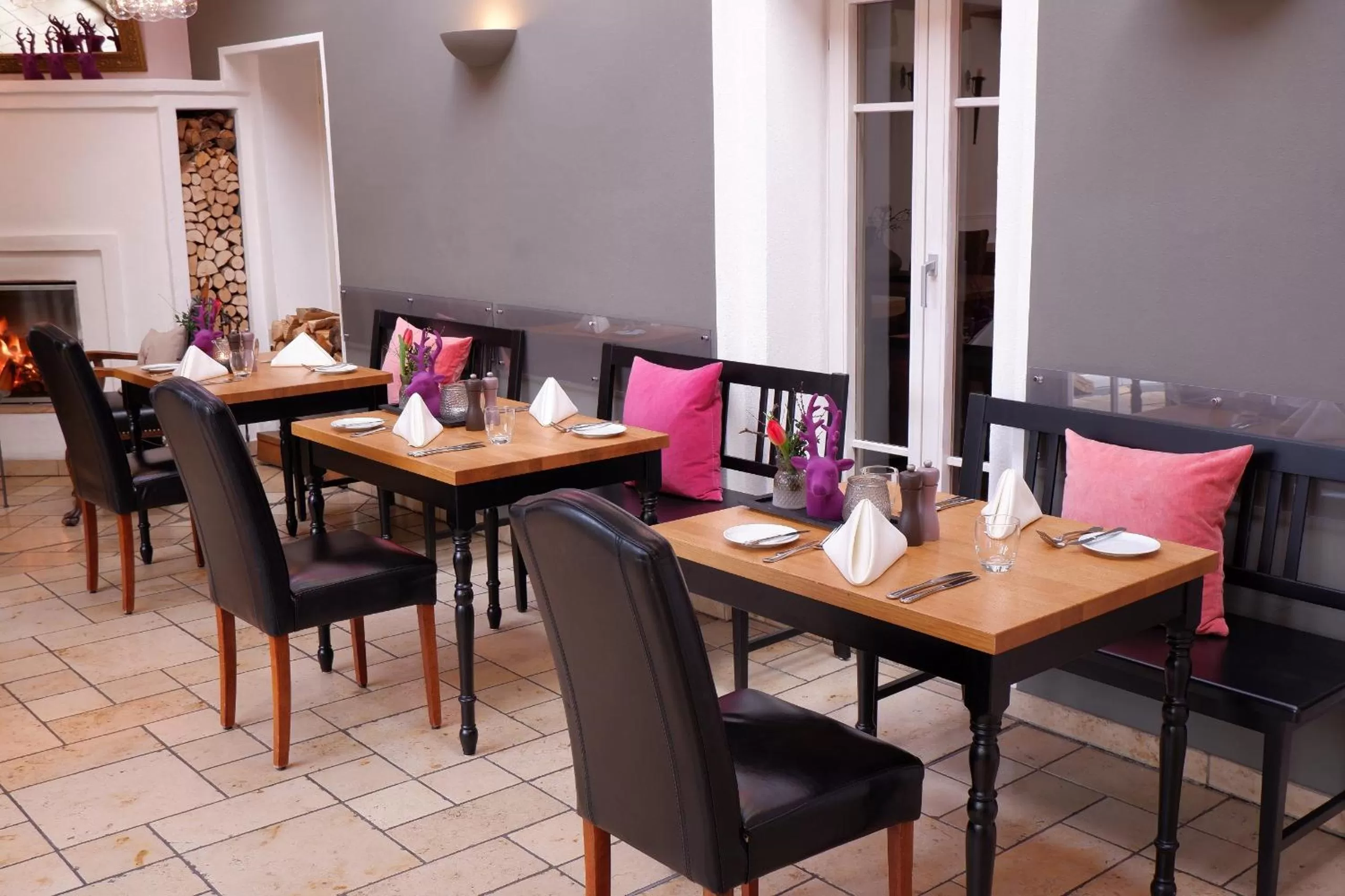 Restaurant/places to eat in Romantik Hotel Hirschen