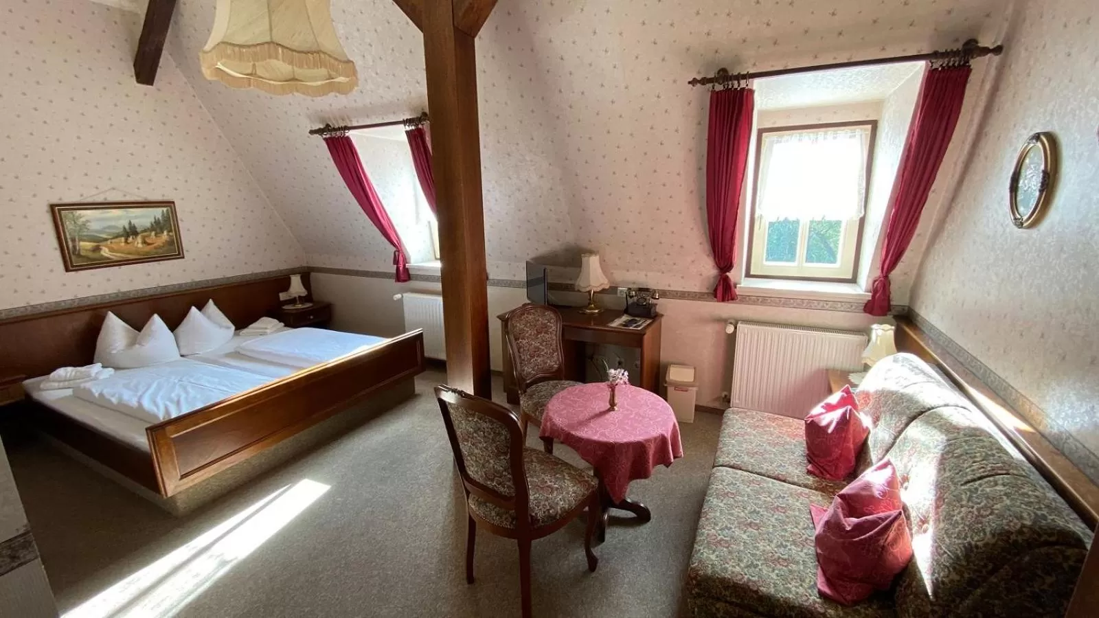 Photo of the whole room, Bed in Braugasthof Papiermühle