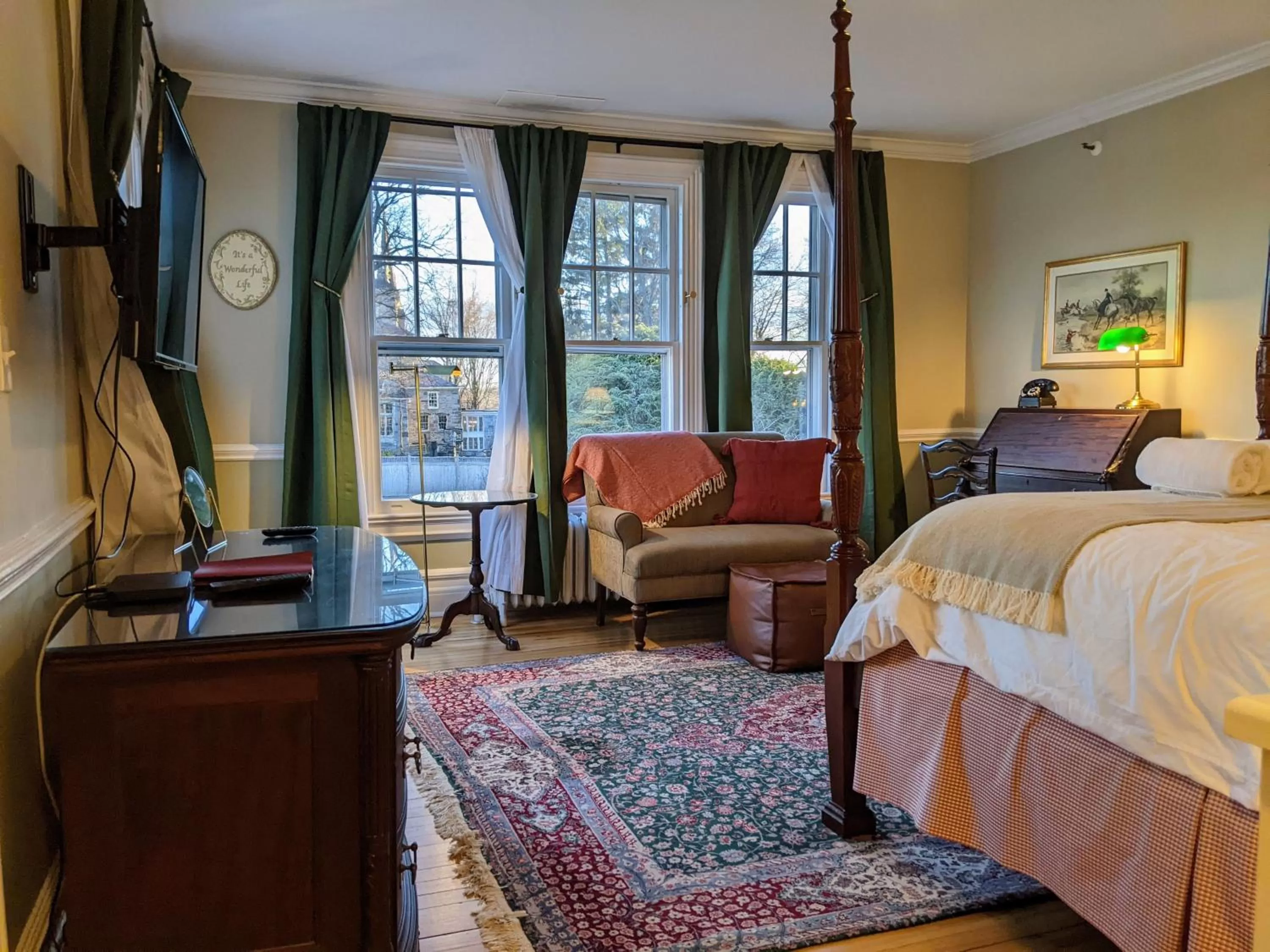 View (from property/room), Bed in Stanton House Inn