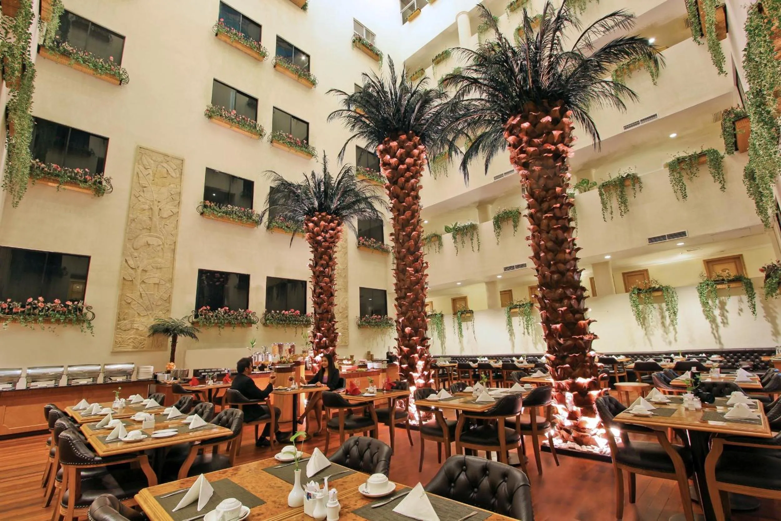 Restaurant/places to eat in Harmoni Suites Hotel