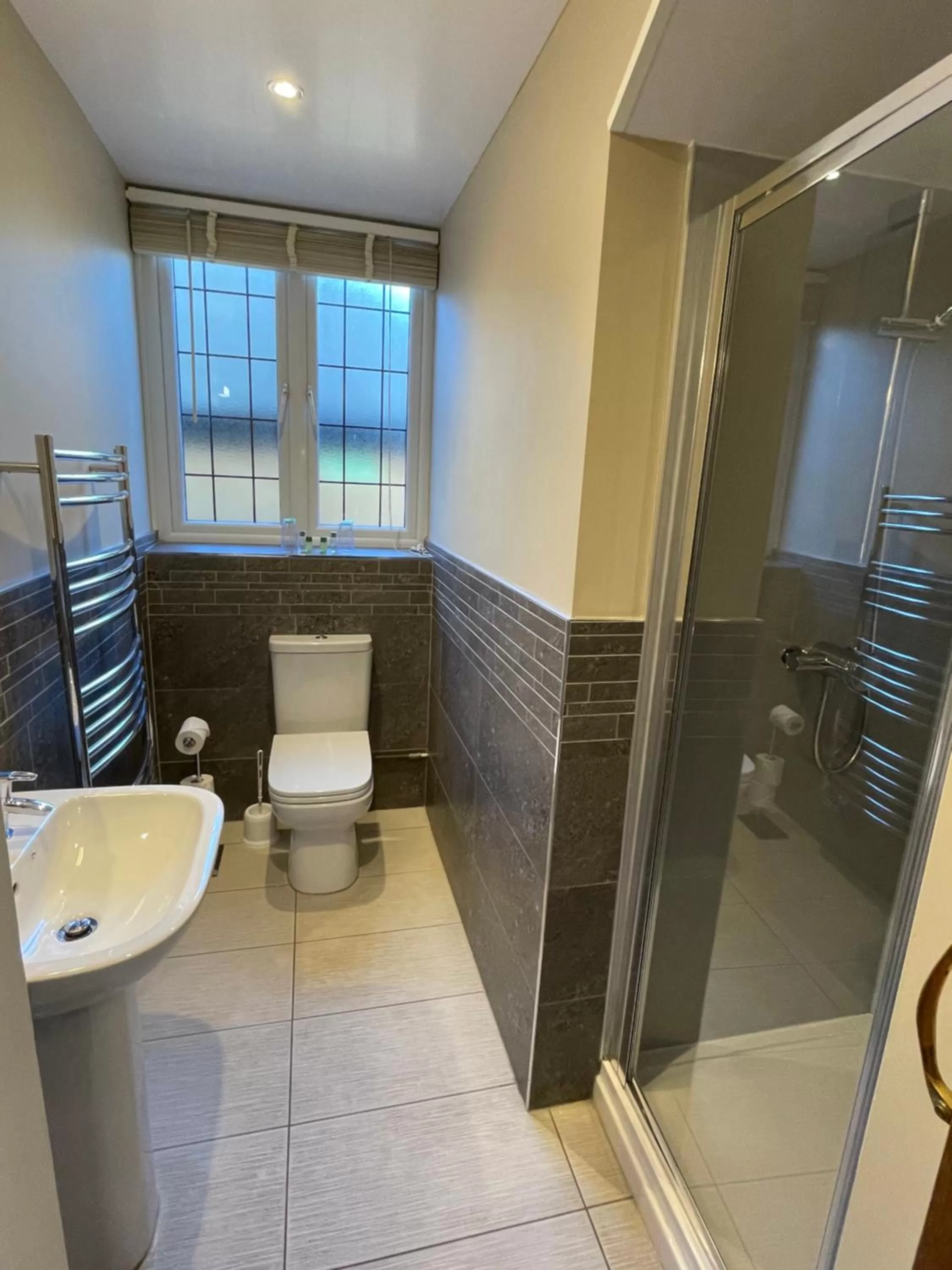 Bathroom in The Mary Mount Hotel