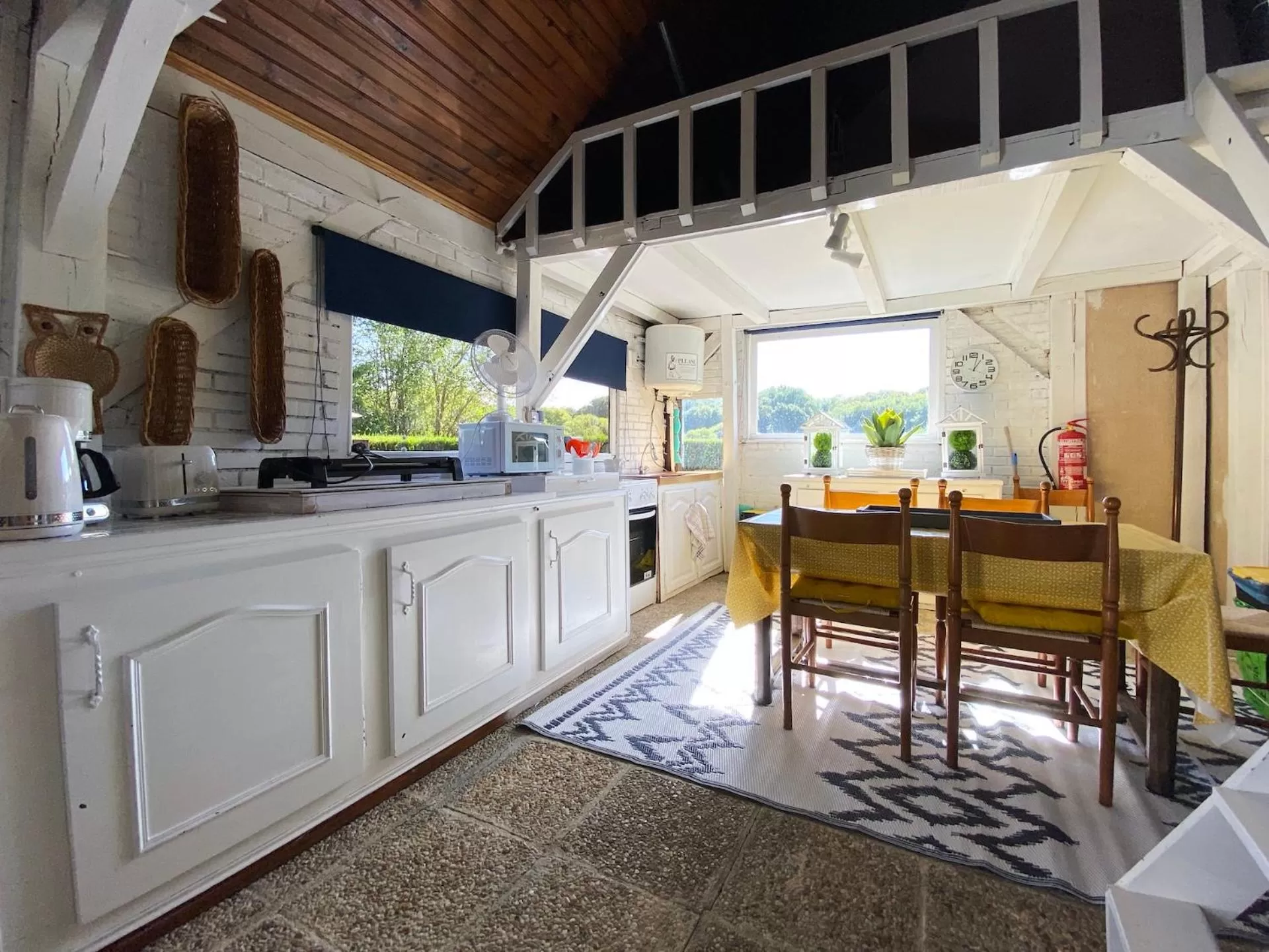 Kitchen or kitchenette in Le Petit Chateau De Sainte Colombe