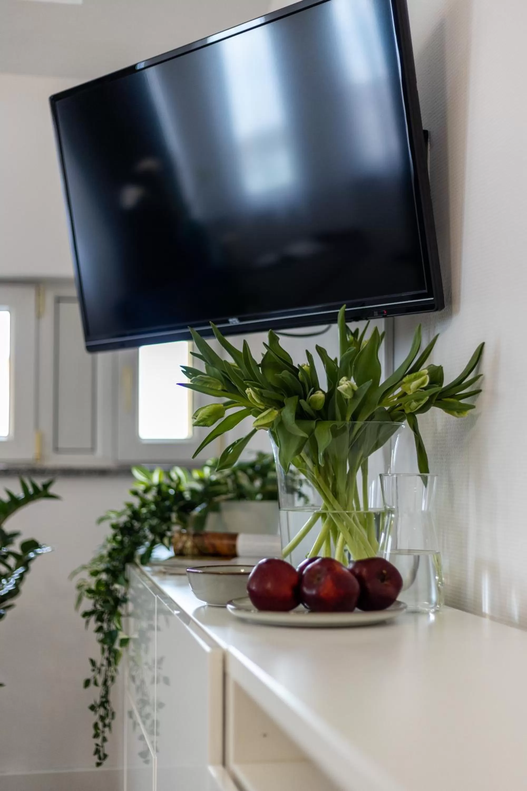 TV and multimedia in Hotel Sofia by The Railway Station Wroclaw