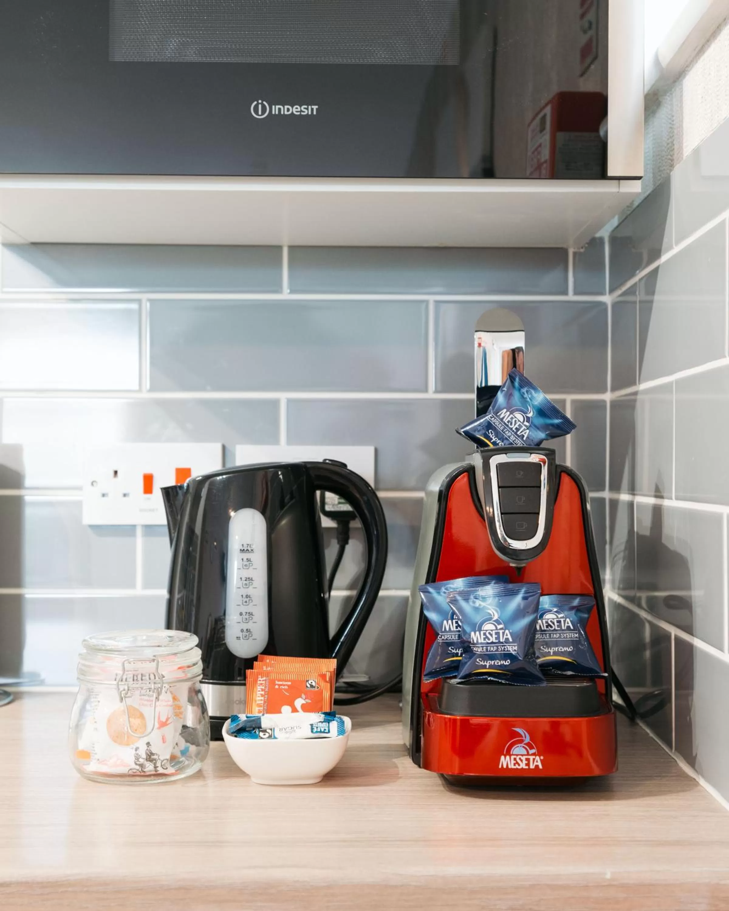 Coffee/tea facilities in Prime Suites Lytham