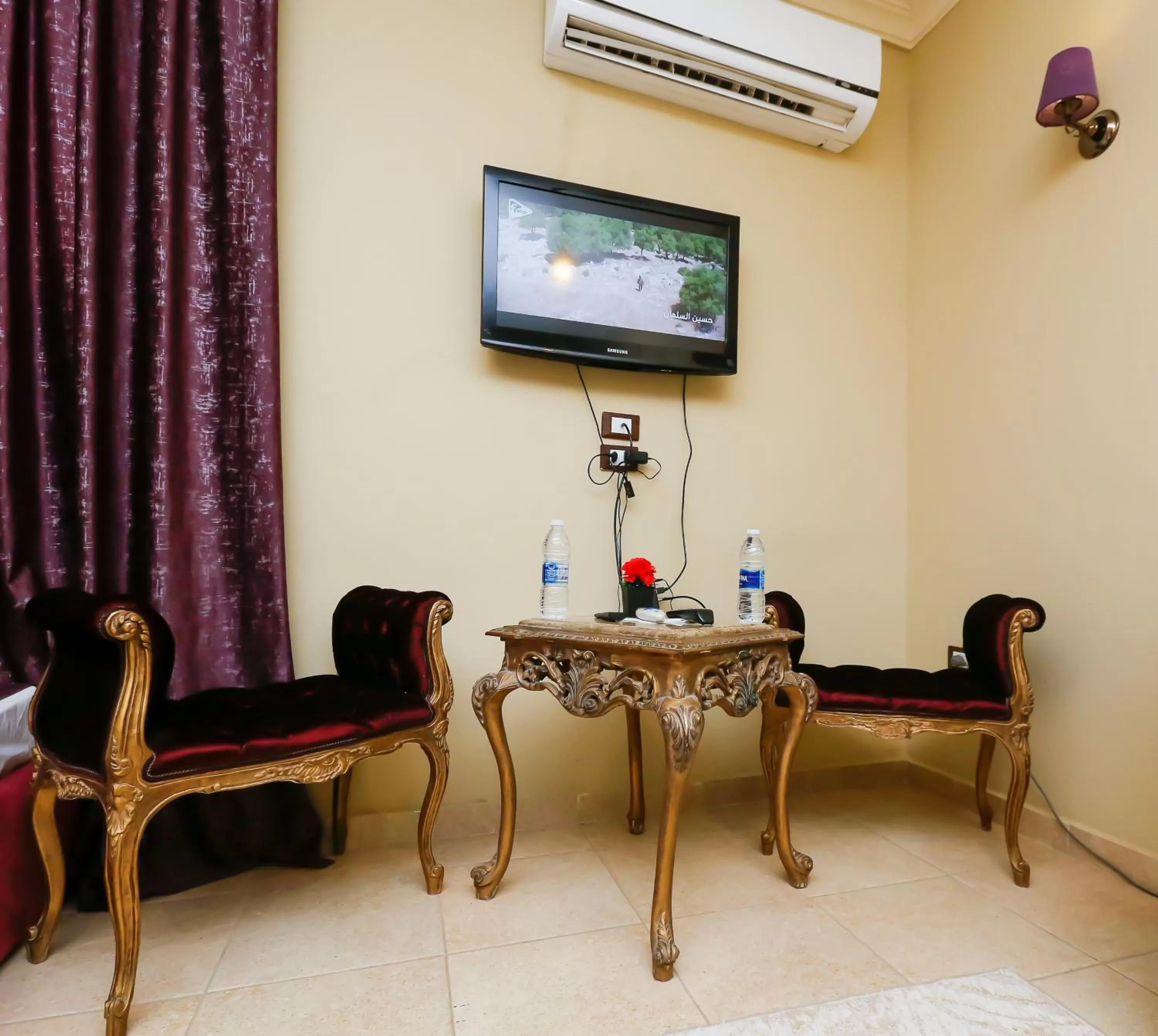 TV and multimedia, TV/Entertainment Center in King Cheops Inn - Pyramid View
