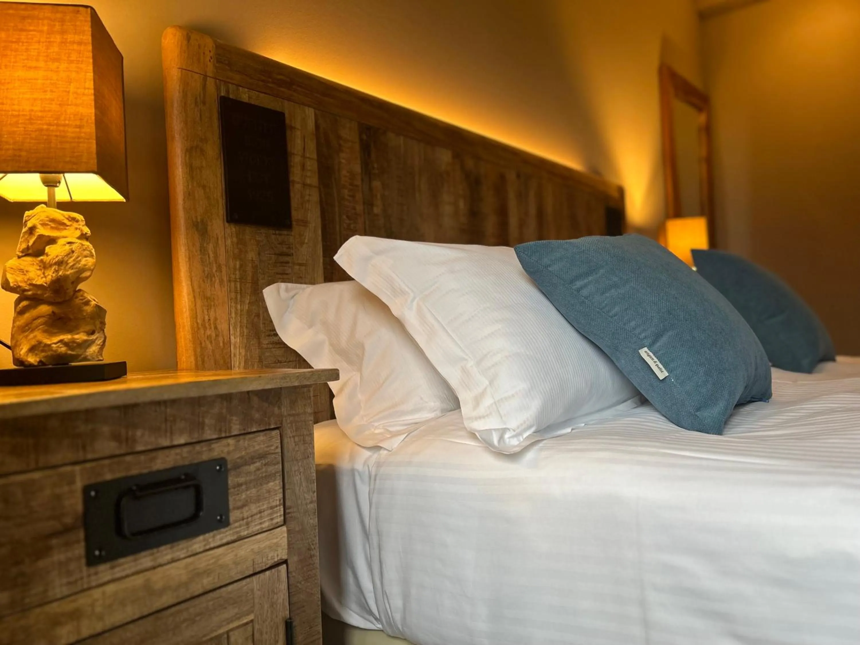 Bedroom in Hotel Paradiso Como