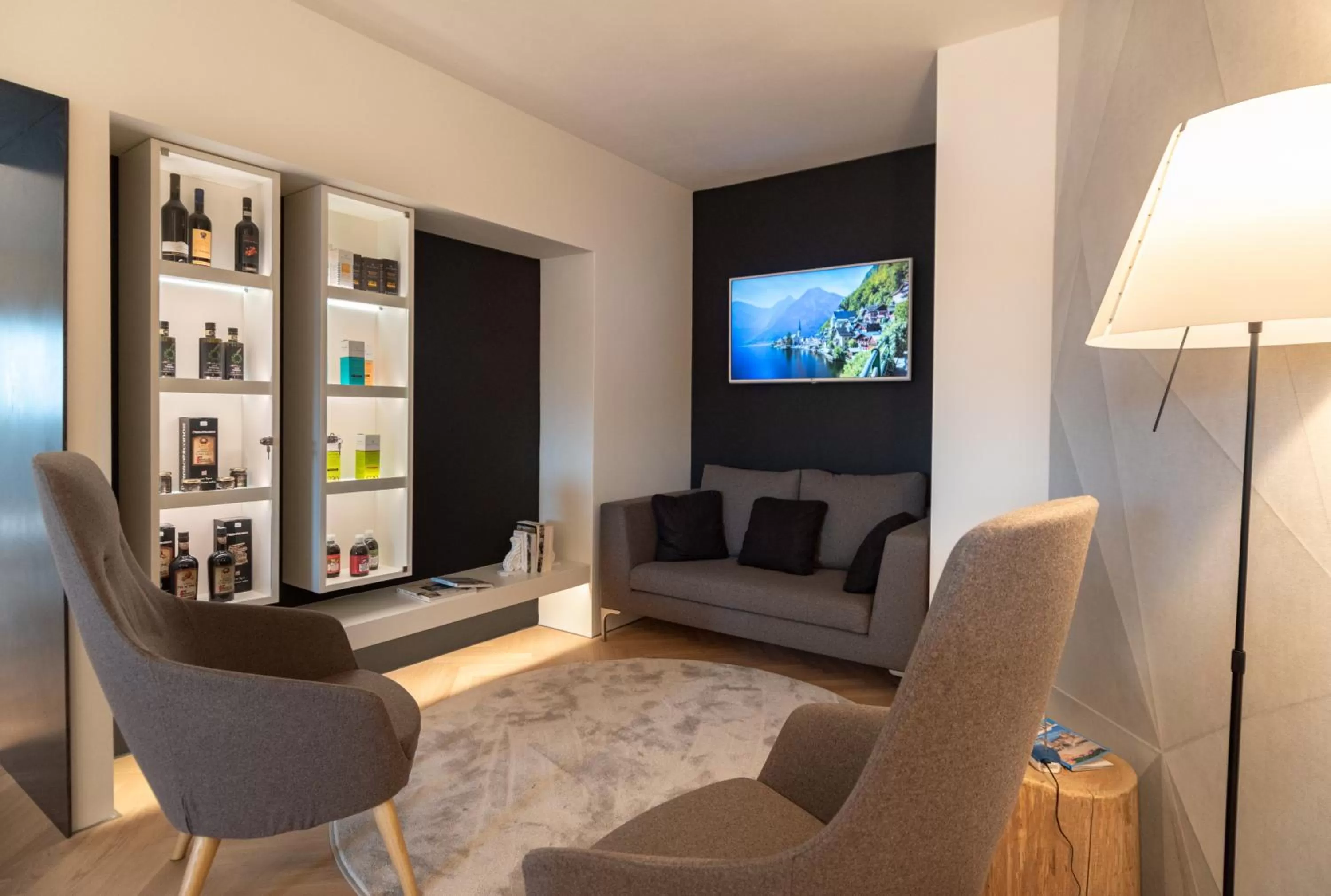 TV and multimedia in Hotel La Terrazza RESTAURANT & SPA