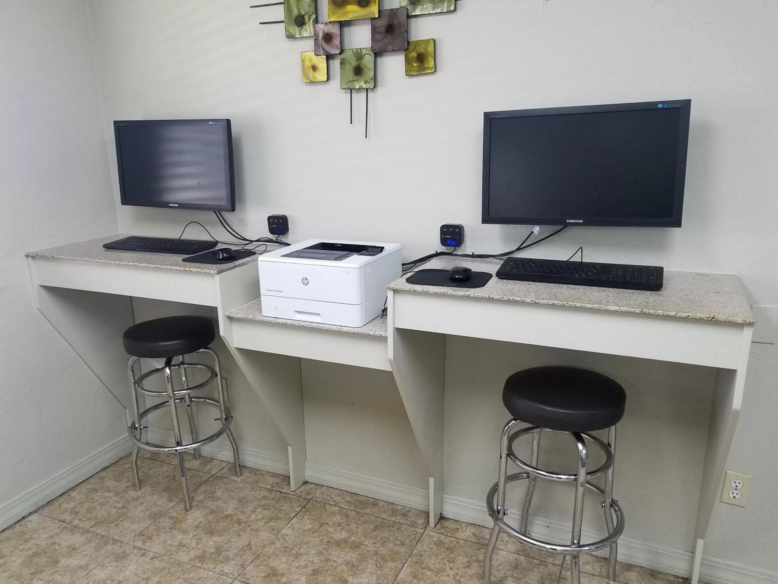 Guests in Super 8 by Wyndham Independence Kansas City