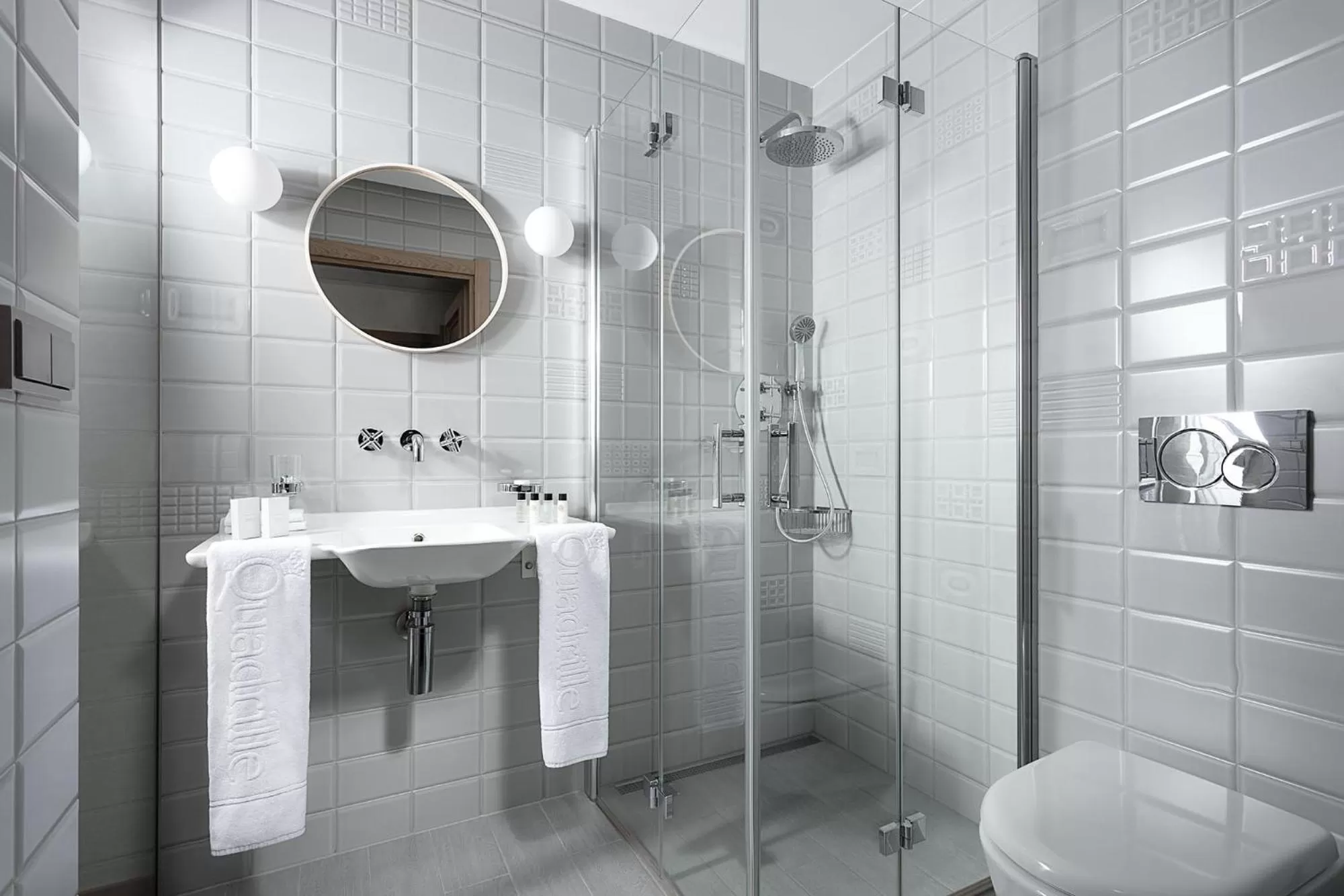 Shower in Relais & Châteaux Hotel Quadrille - Adults Only