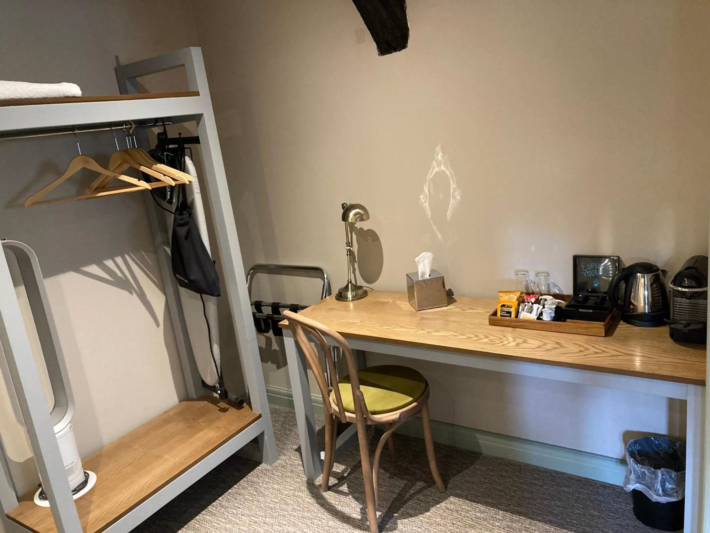 Coffee/tea facilities in The Stork Hotel