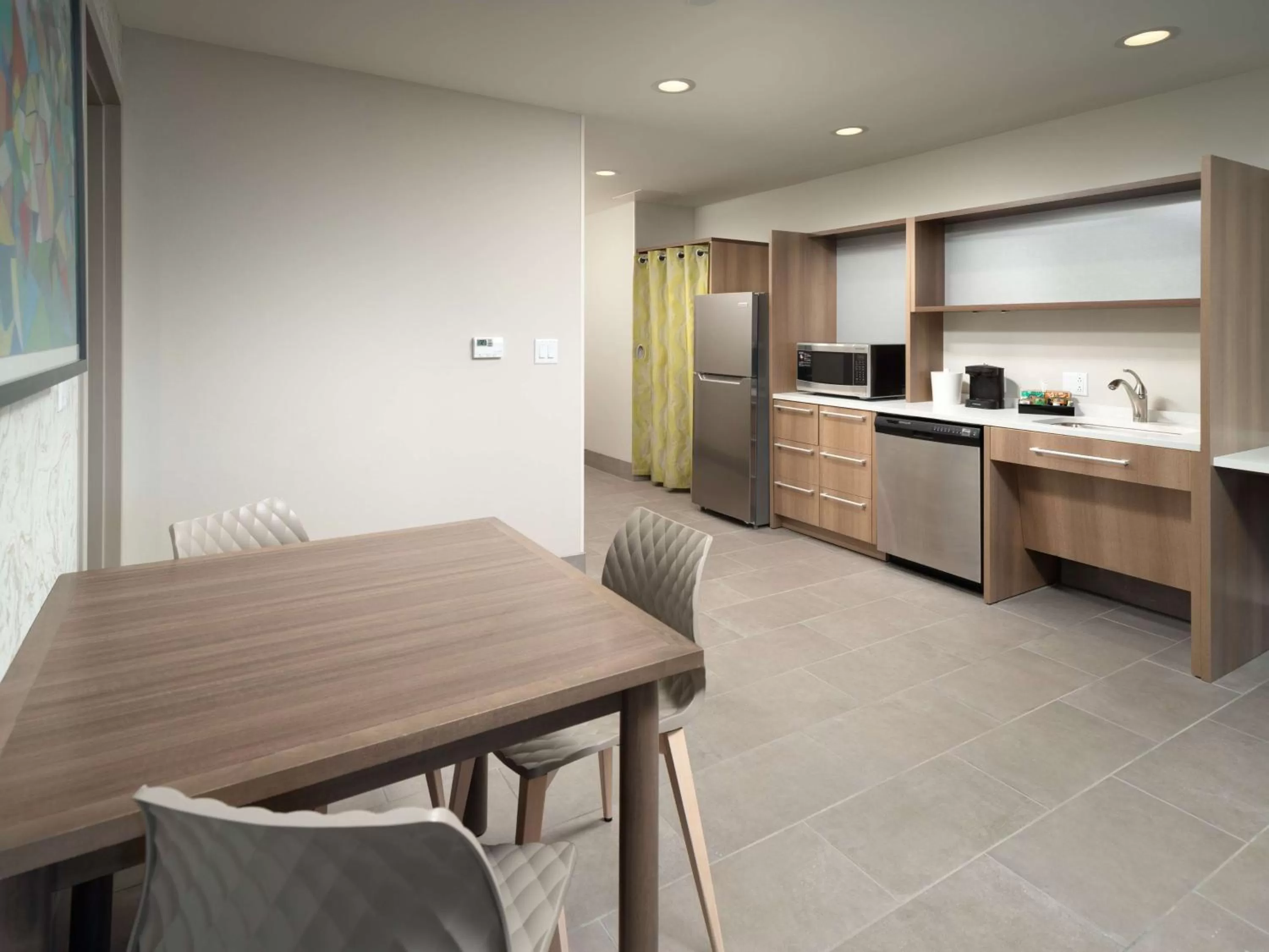 Kitchen or kitchenette in Home2 Suites By Hilton Chattanooga Hamilton Place