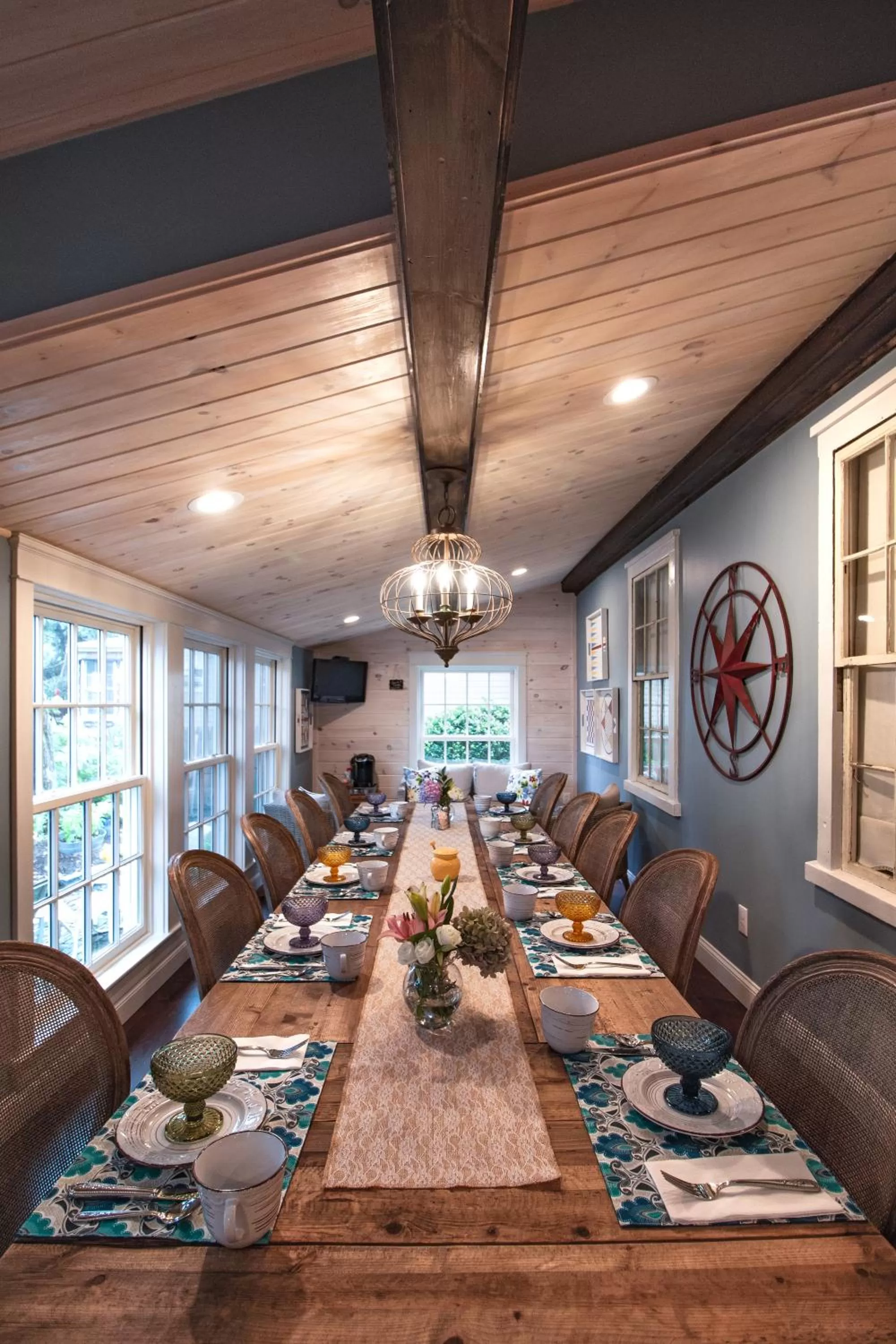 Communal lounge/ TV room, Restaurant/Places to Eat in William's Grant Inn Bed and Breakfast