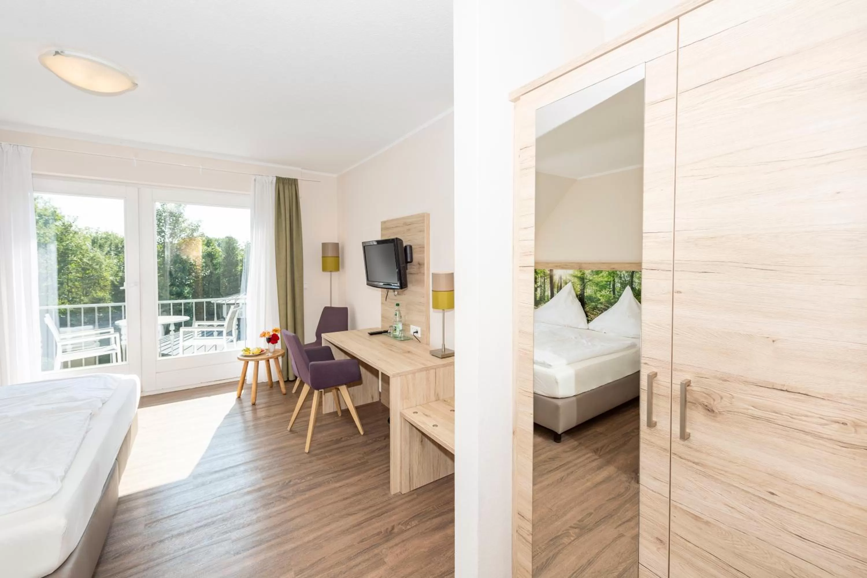 Photo of the whole room, Bed in Ferienhotel Haus Becker