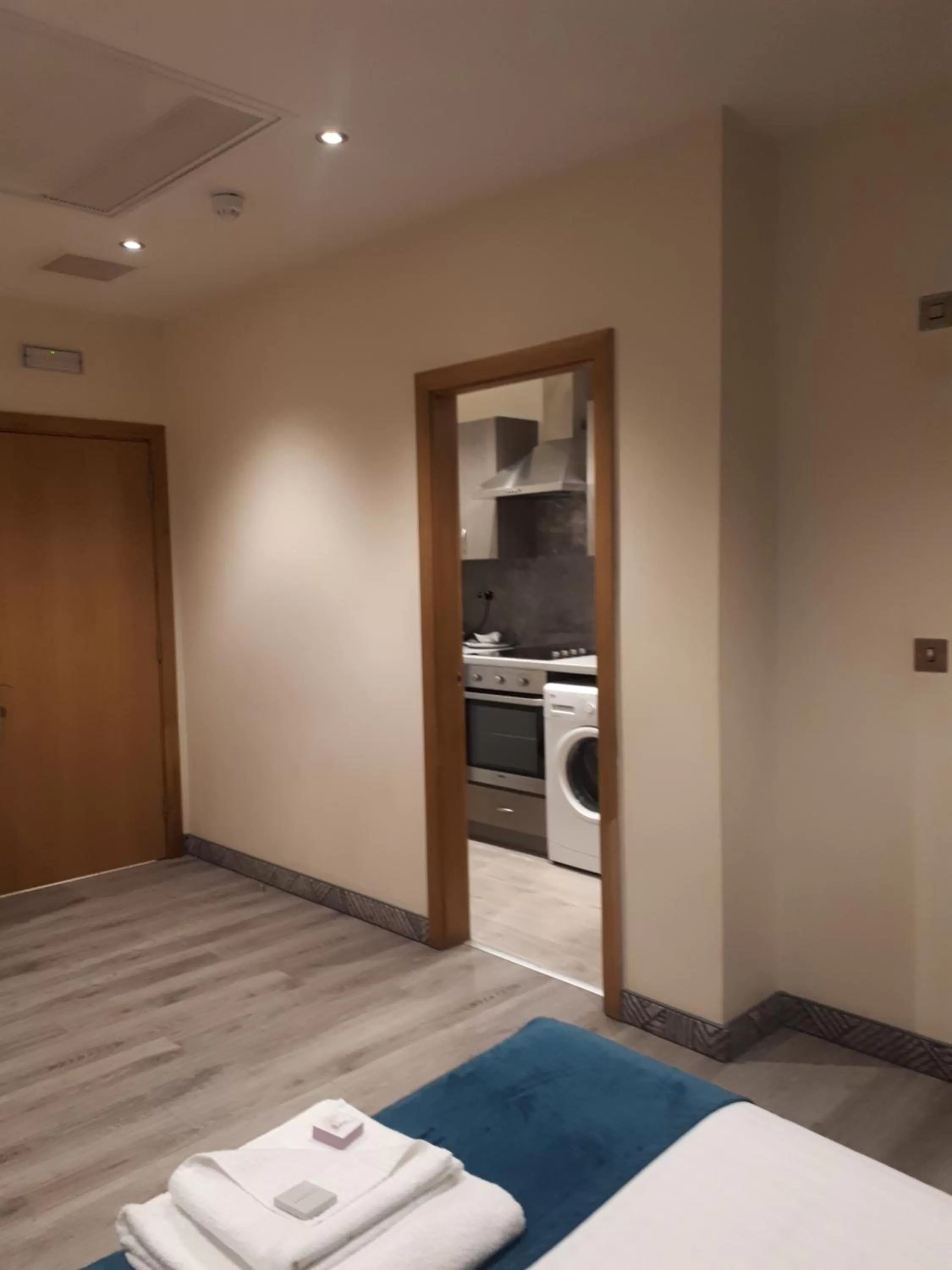 Bed in The Lion & Key Hotel