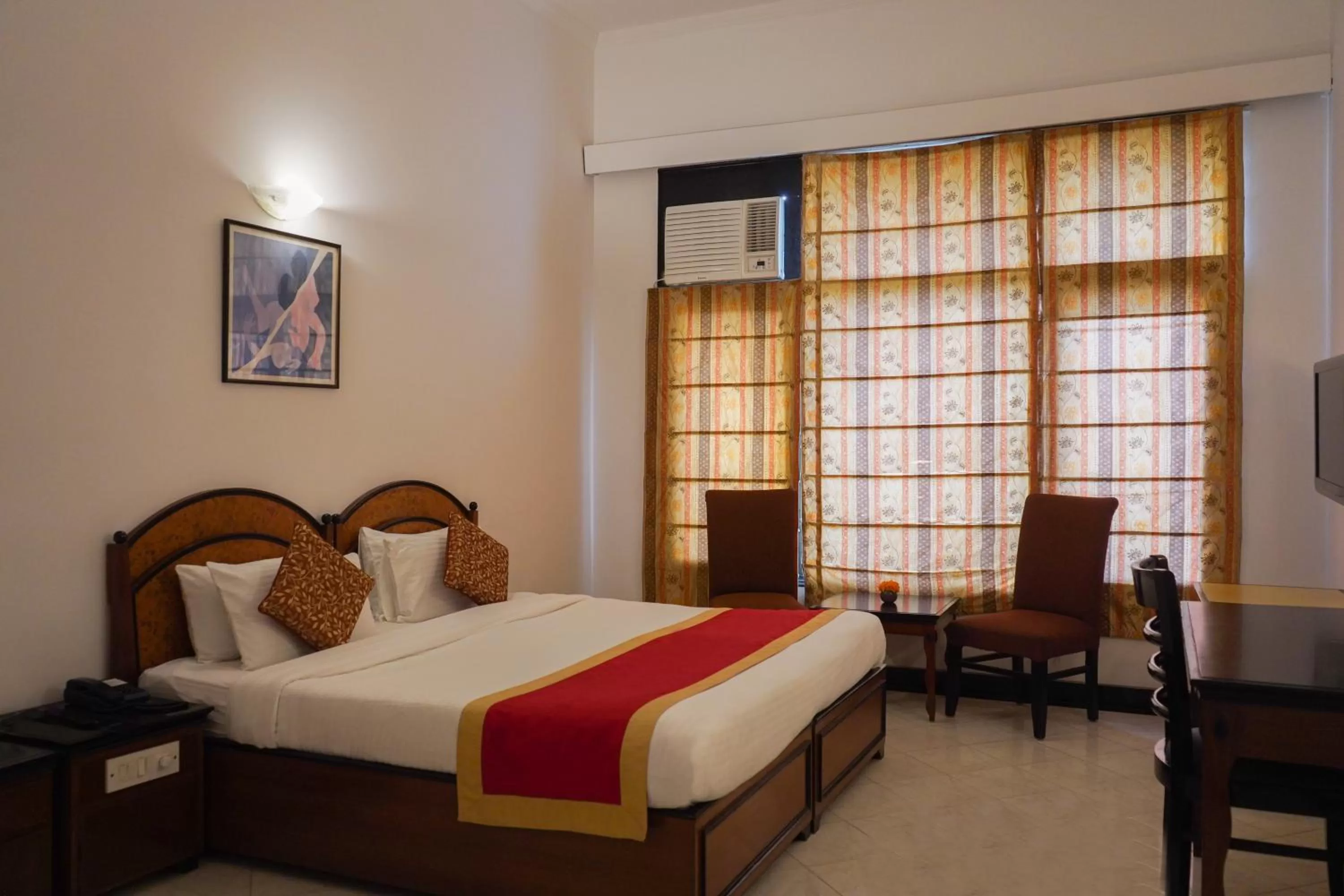 Bedroom, Bed in Country Inn Nature Resort Bhimtal