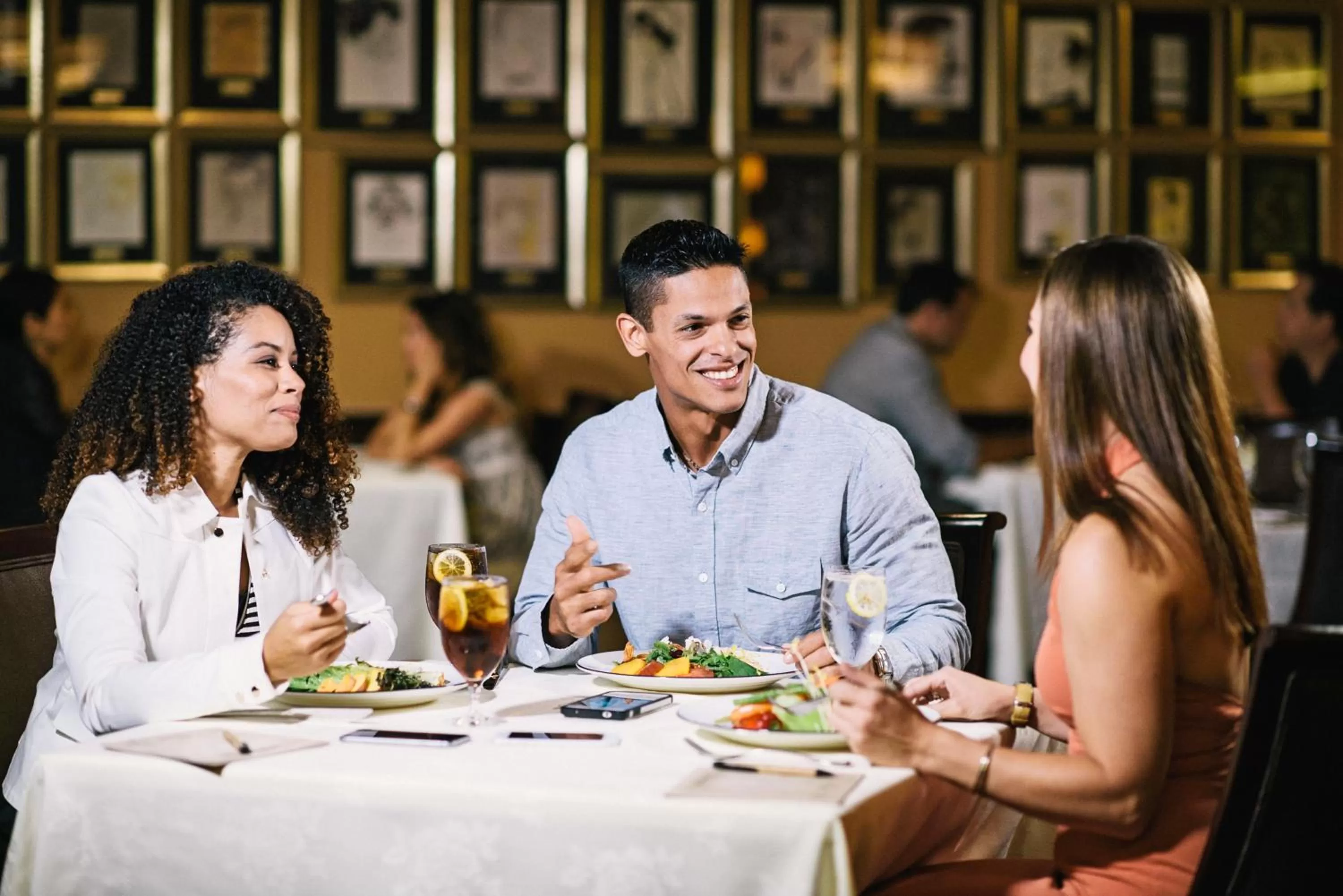 Restaurant/places to eat in Rosen Plaza Hotel Orlando Convention Center