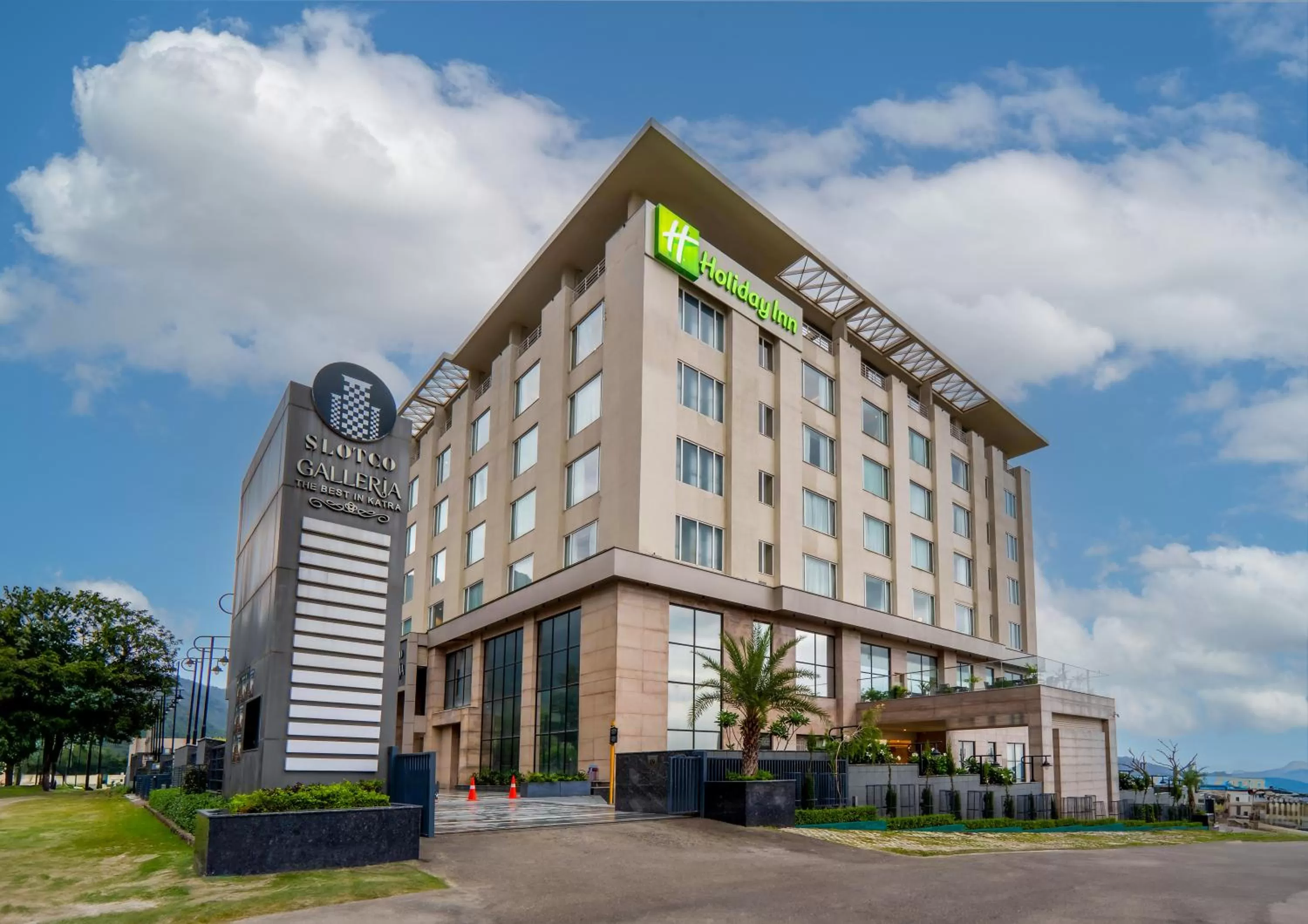 Property building in Holiday Inn Katra Vaishno Devi by IHG