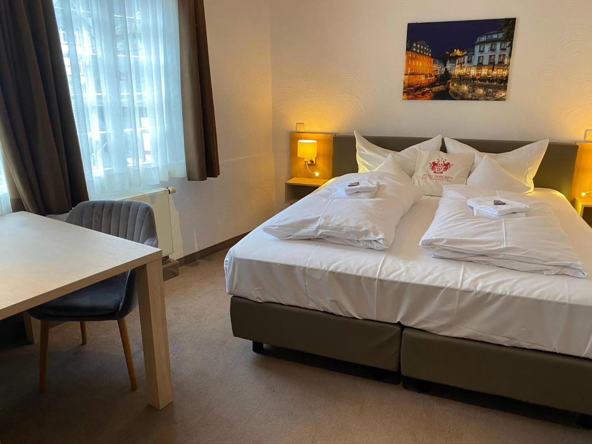 Bed in Horchem Hotel-Restaurant-Café-Bar
