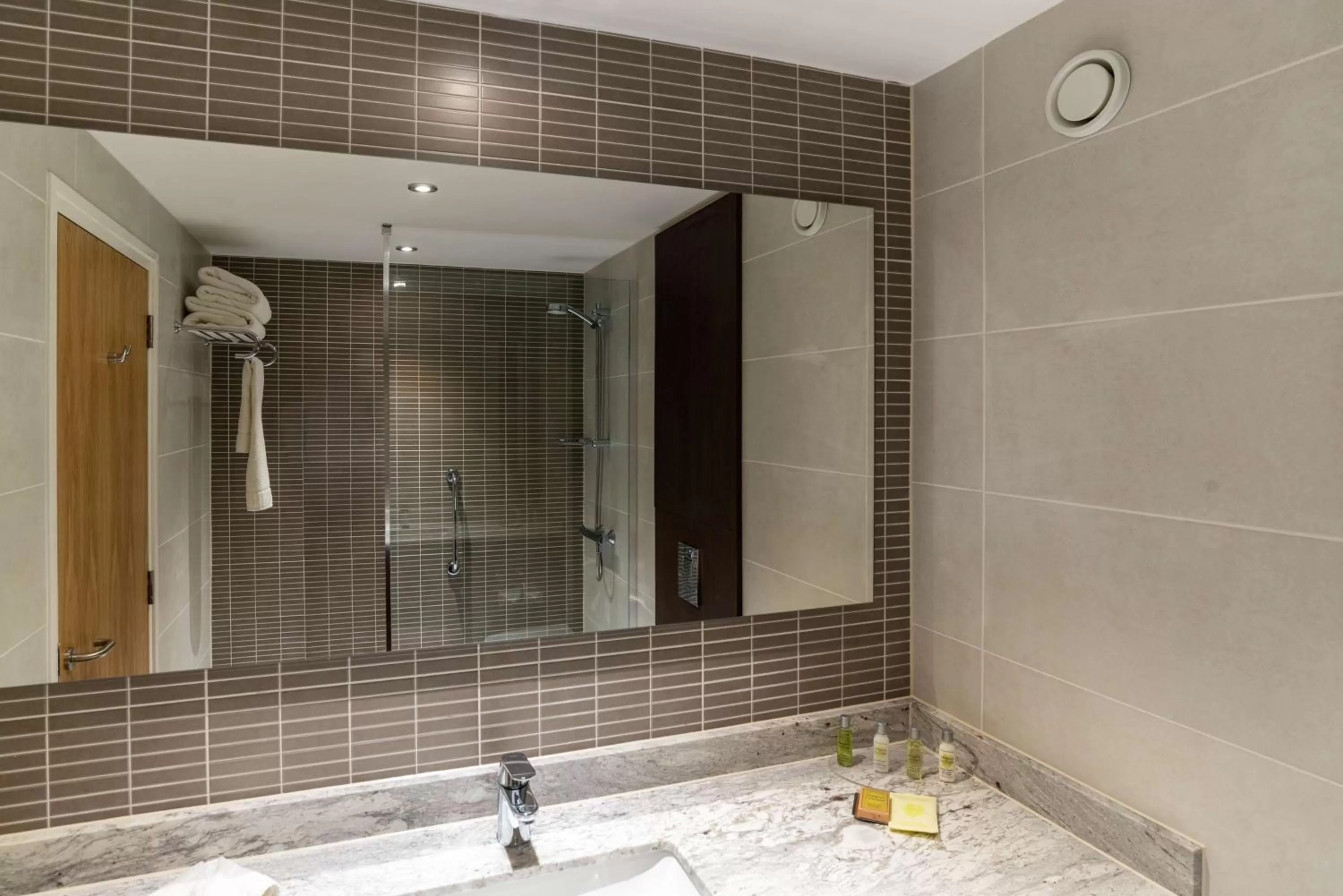 Bathroom in Hilton London Gatwick Airport