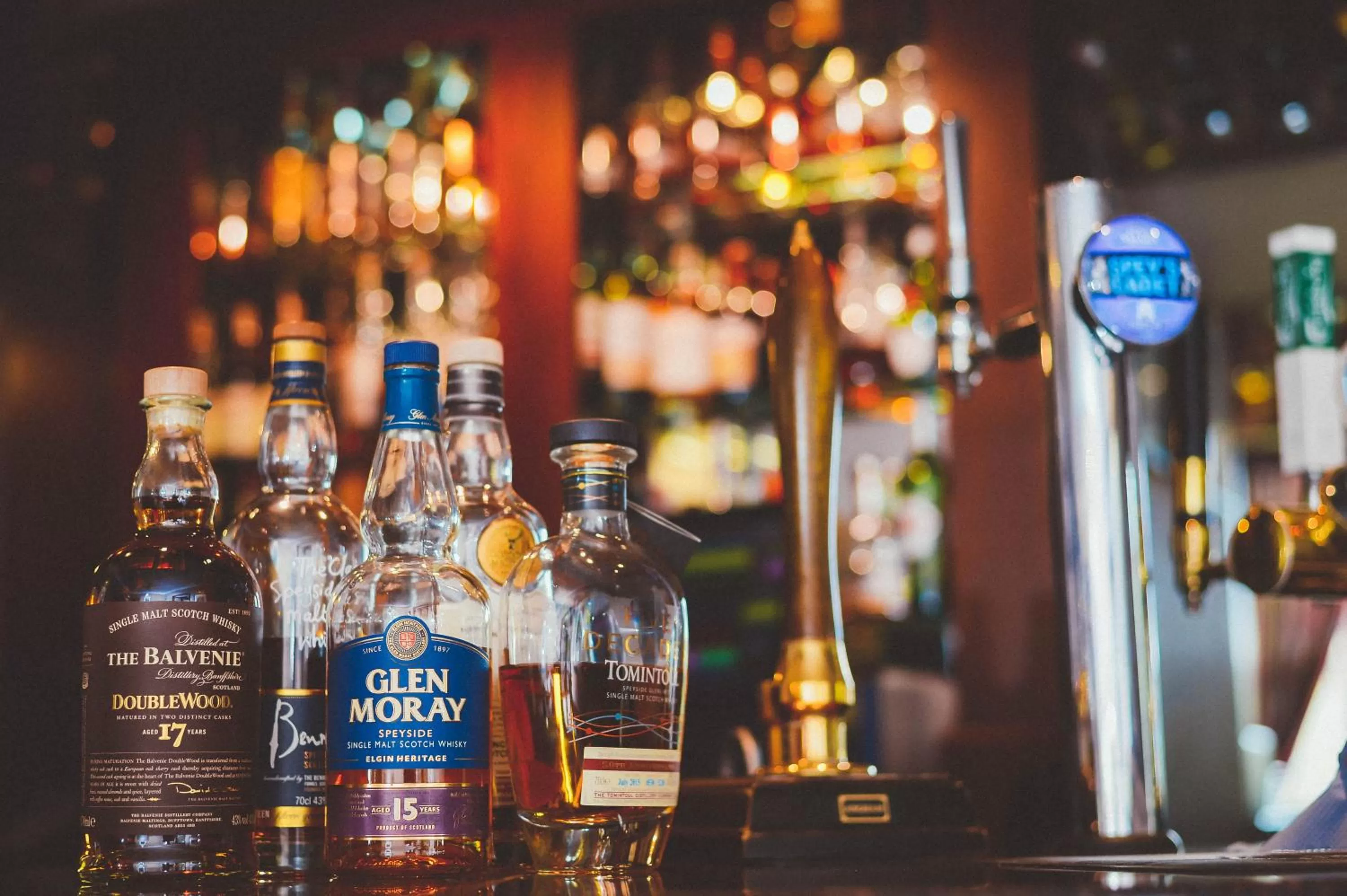 Lounge or bar in Sunninghill Hotel