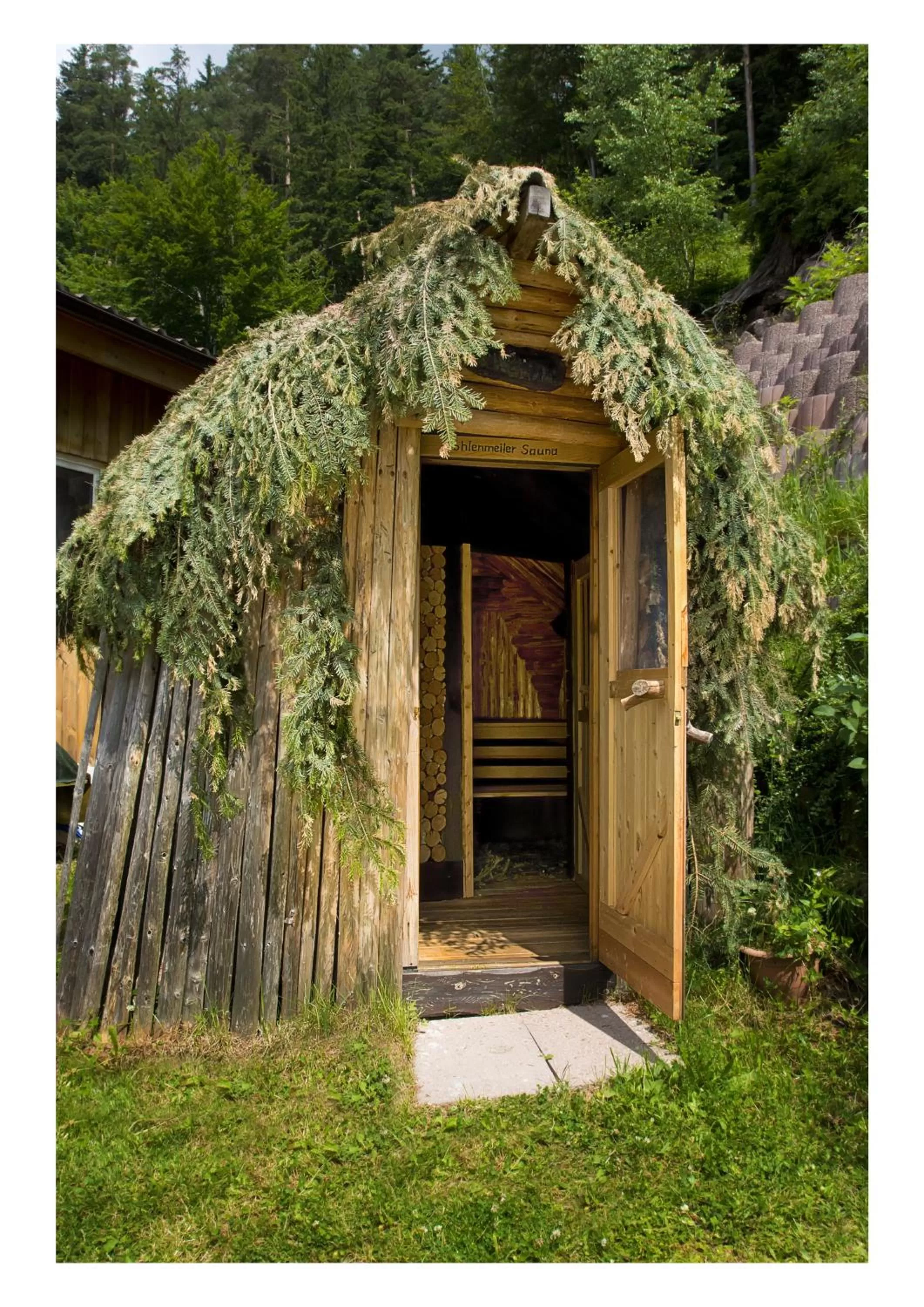 Facade/entrance in Öko-Landhotel Basler Hof
