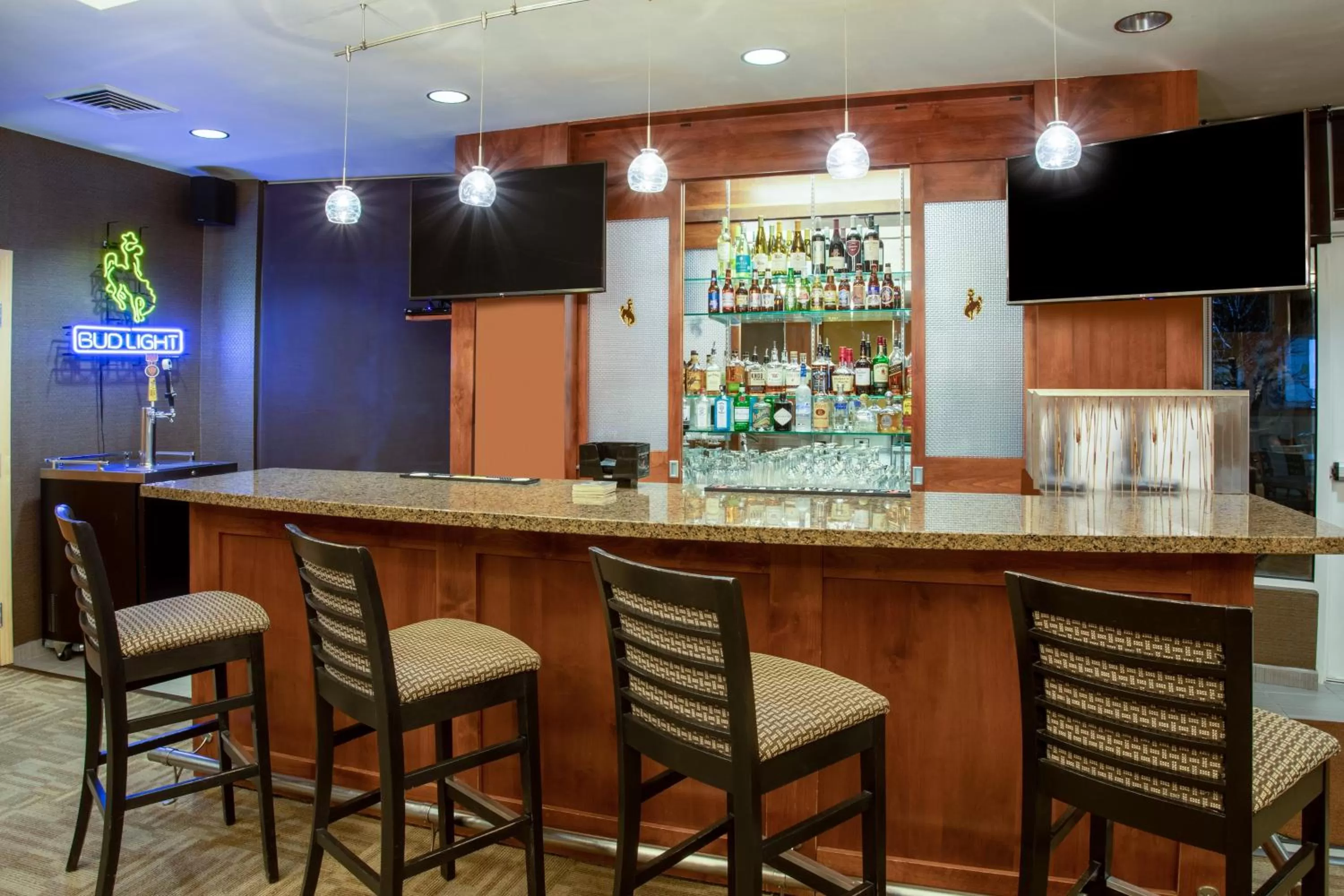 Lounge or bar in Holiday Inn Laramie by IHG