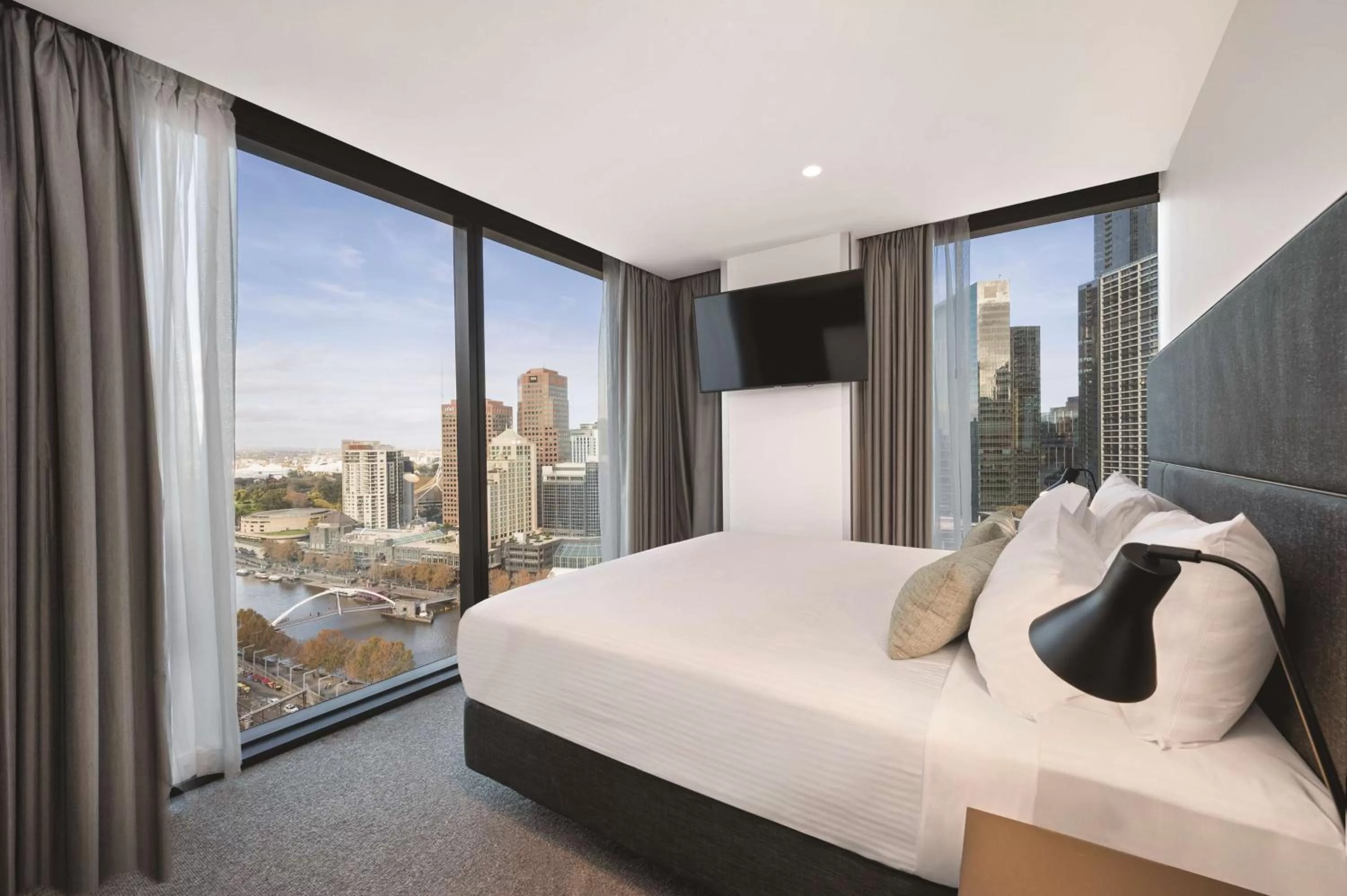 Photo of the whole room, Bed in Vibe Hotel Melbourne