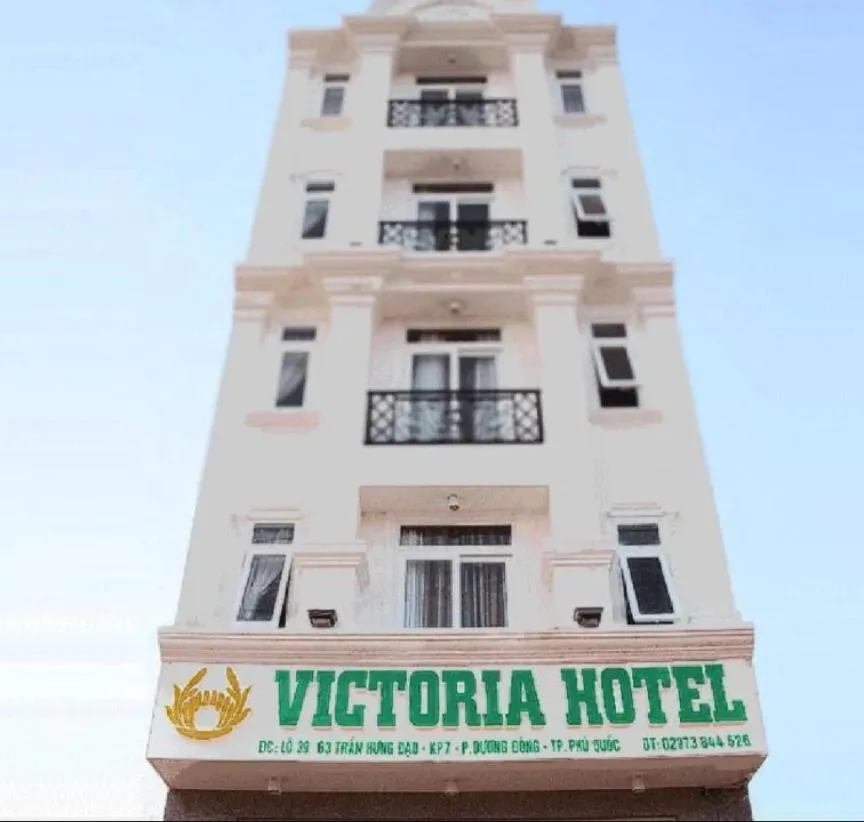 Victoria Phu Quoc hotel Beachfront Night market