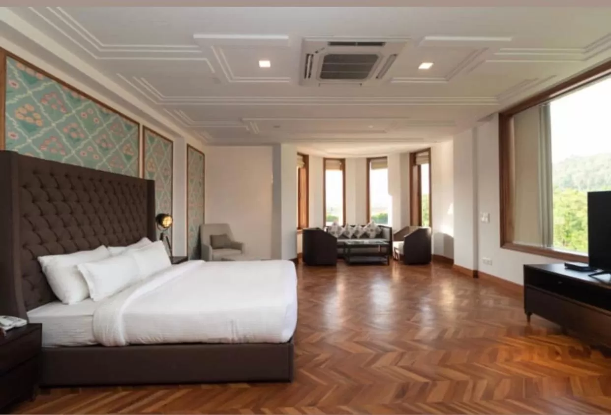 Bed in Glenville Forest Resort & Spa