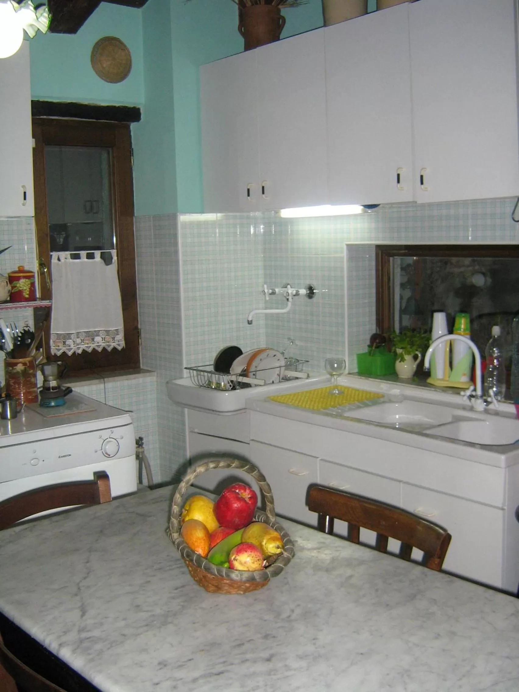 Communal kitchen in Casamuseo del Risorgimento