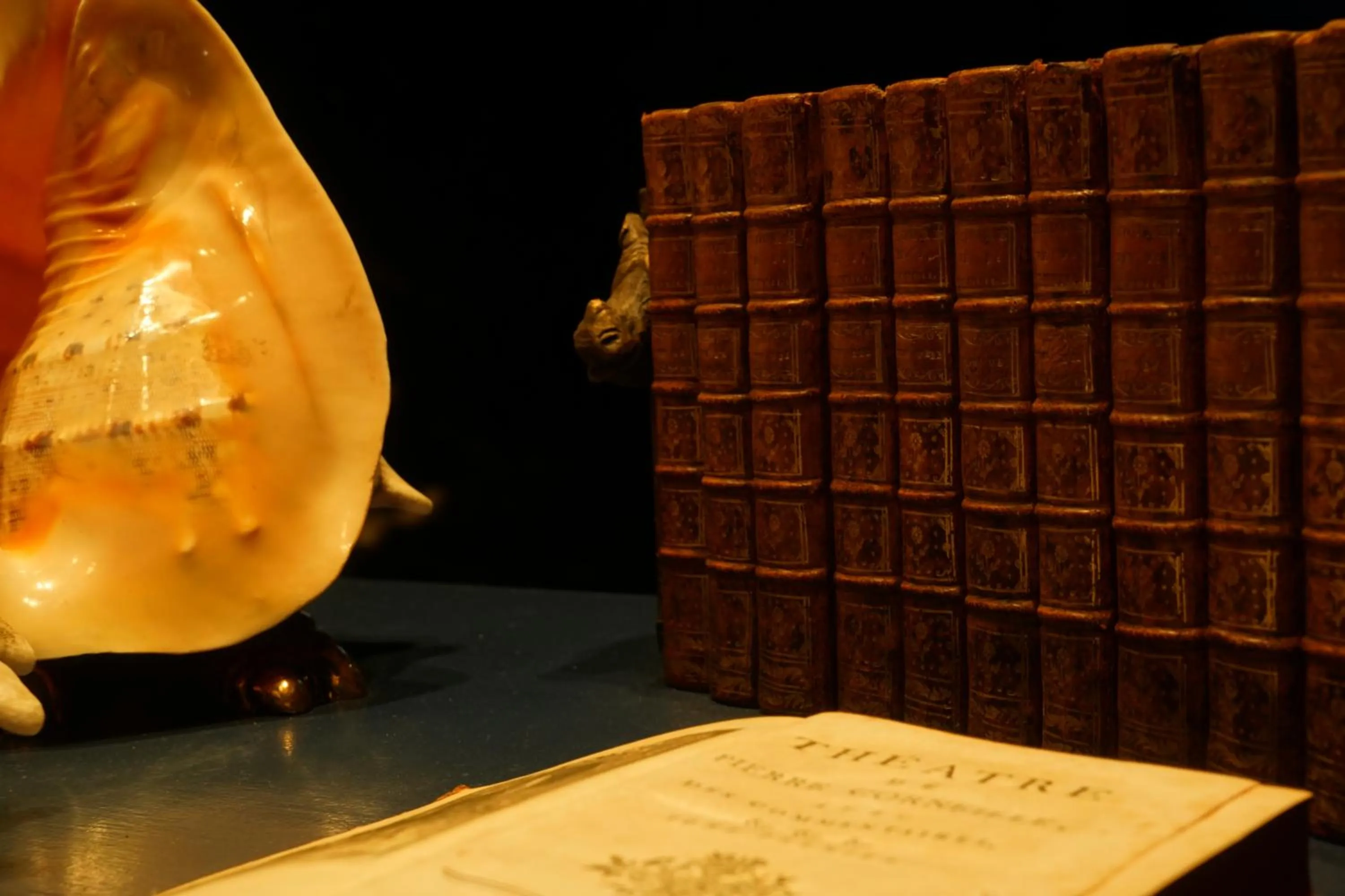 Decorative detail in Granda Sweet Suites