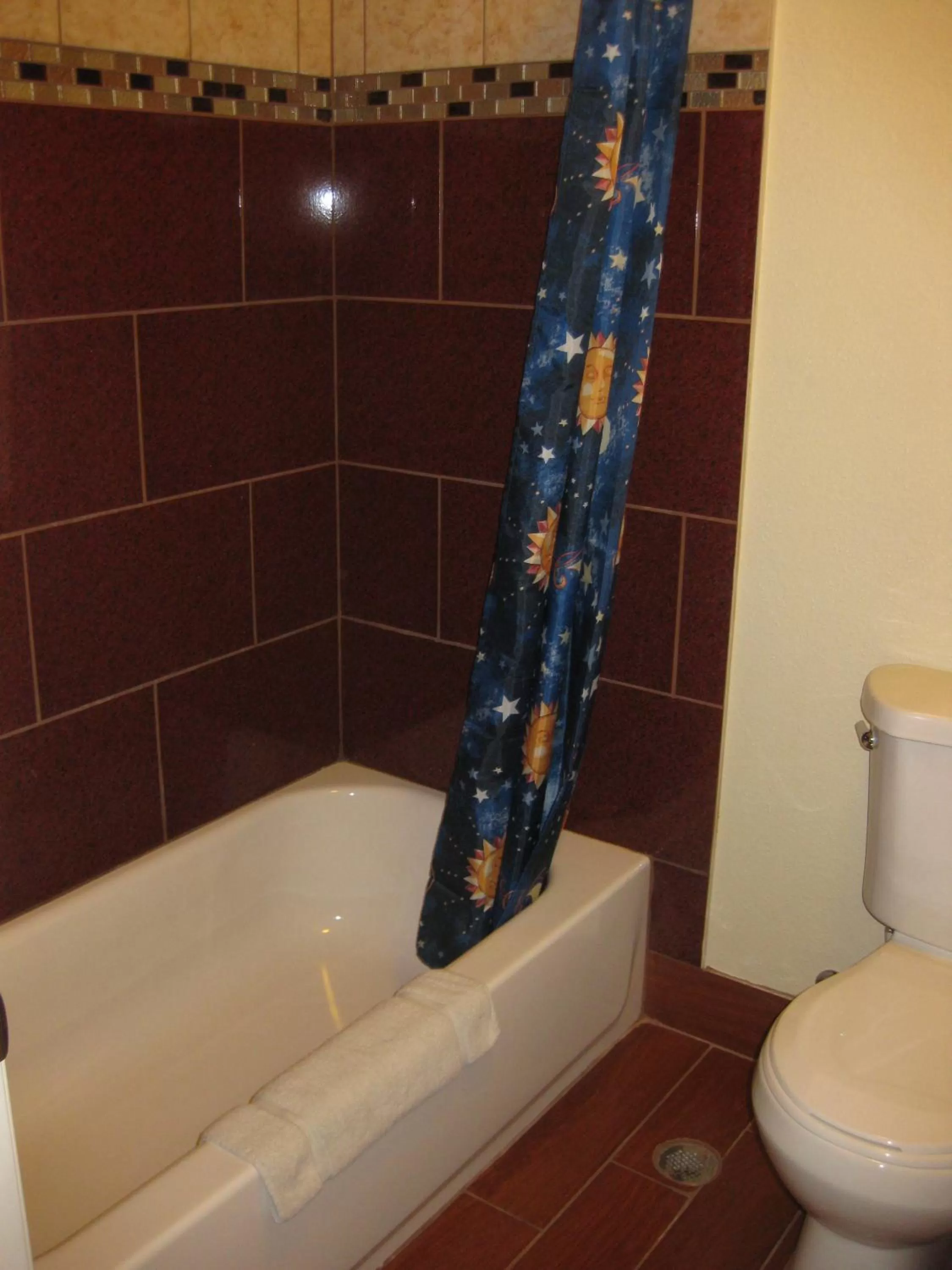 Bathroom in Sunshine Motel