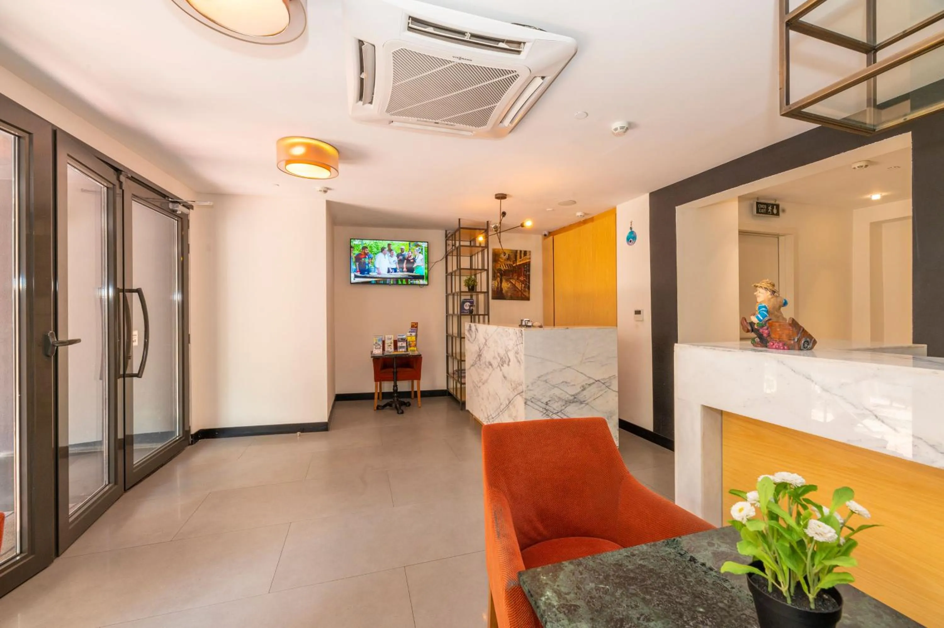Lobby or reception in Taksim Hotel V Plus