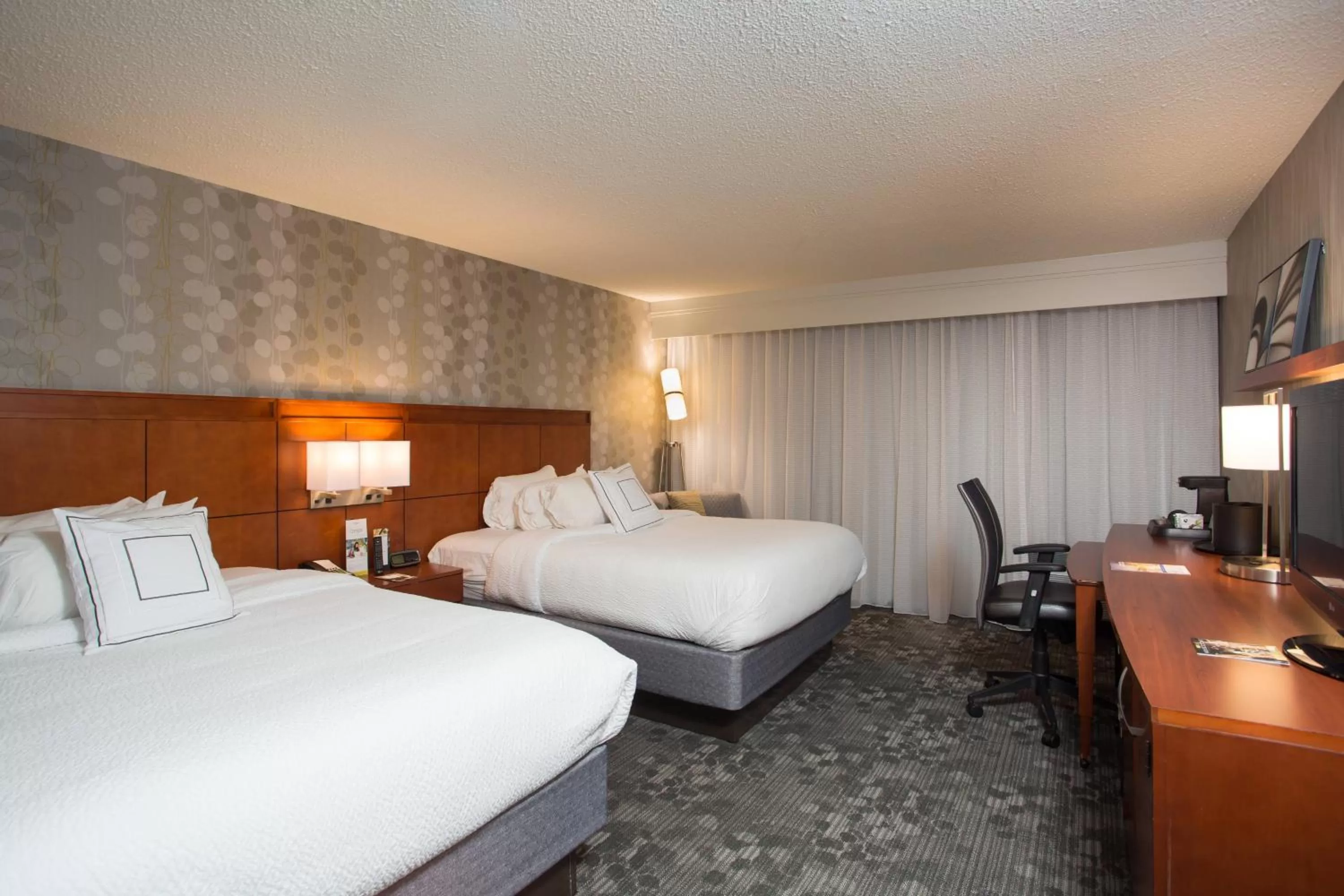 Double Room with Two Double Beds and Adapted Tub - Mobility and Hearing Accessible in Courtyard by Marriott Boston Westborough