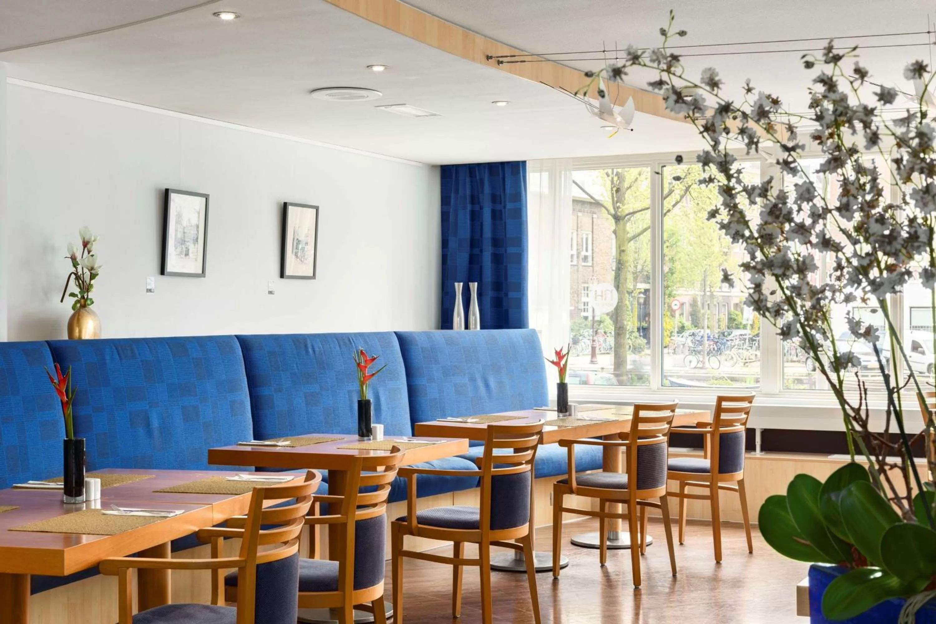 Restaurant/places to eat, Lounge/Bar in NH Amsterdam Museum Quarter