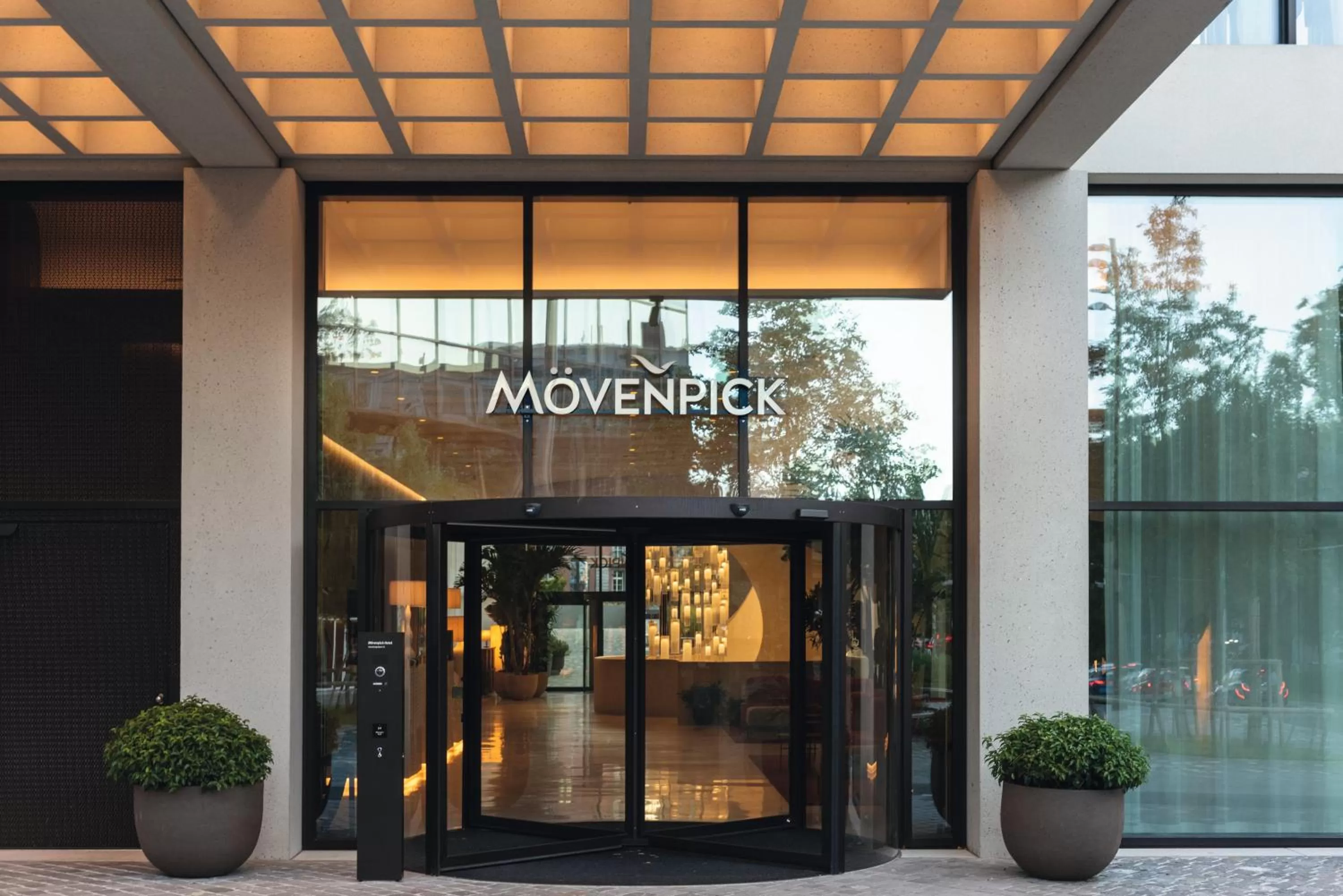 Facade/entrance in Mövenpick Hotel Basel