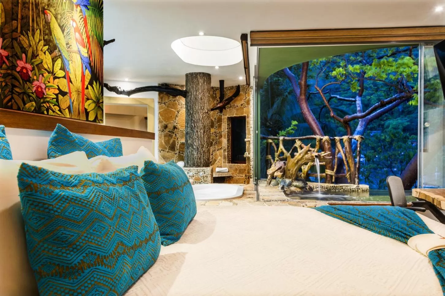 Photo of the whole room, Bed in Villa Lala Boutique Hotel Adults Only