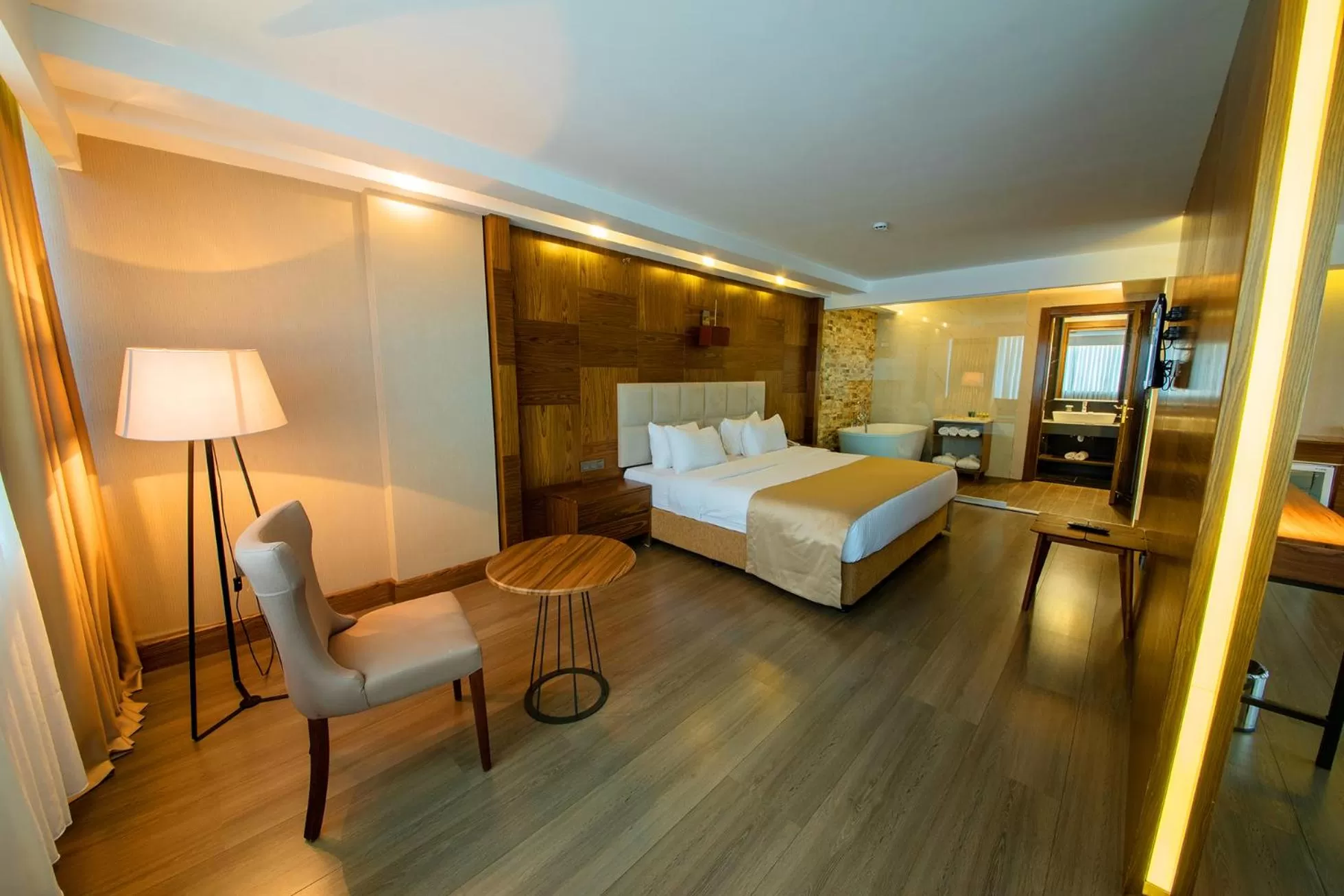 Bed in Ramada Plaza by Wyndham Samsun