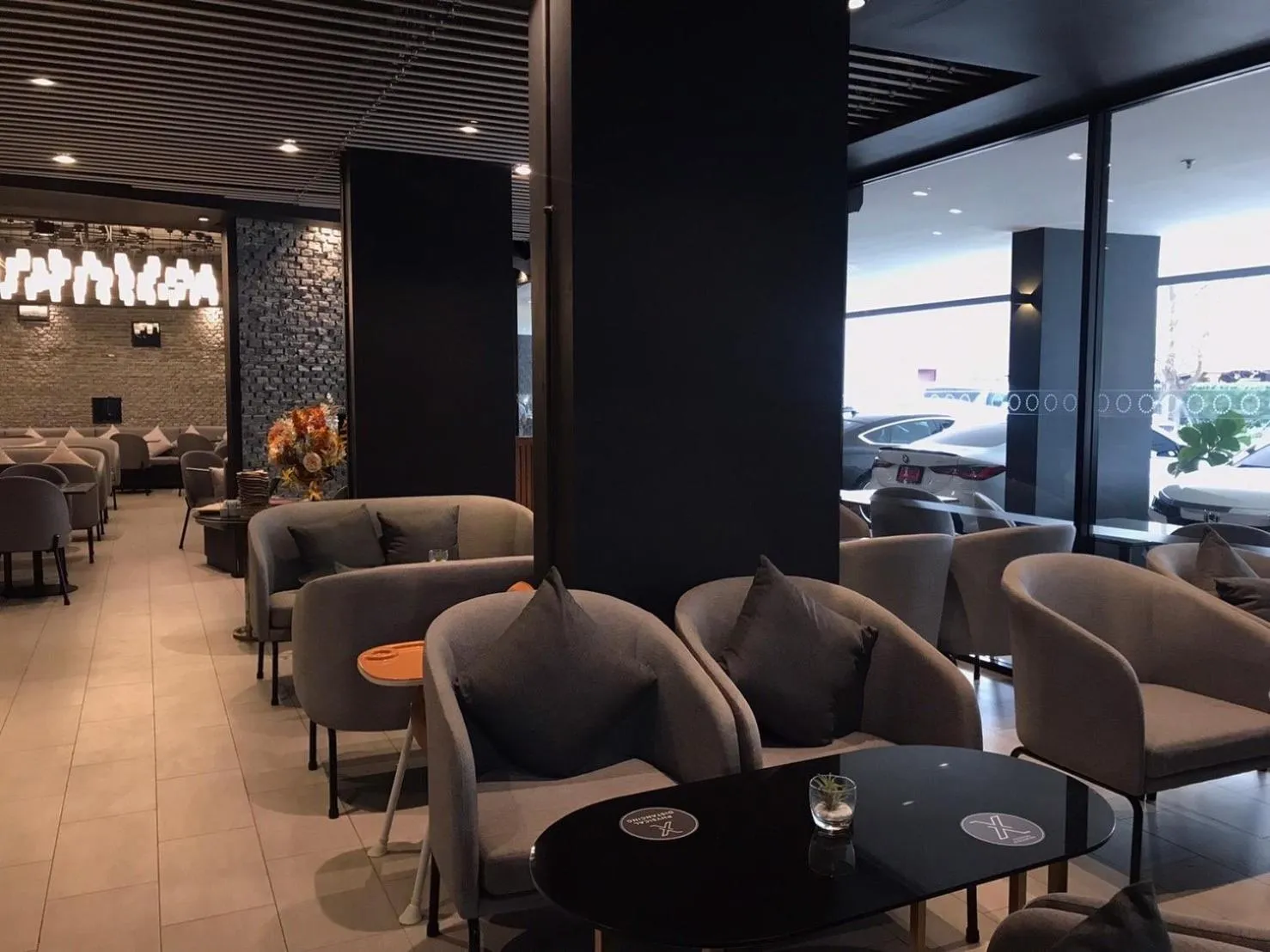 Restaurant/places to eat in Ana Anan Resort & Villas Pattaya