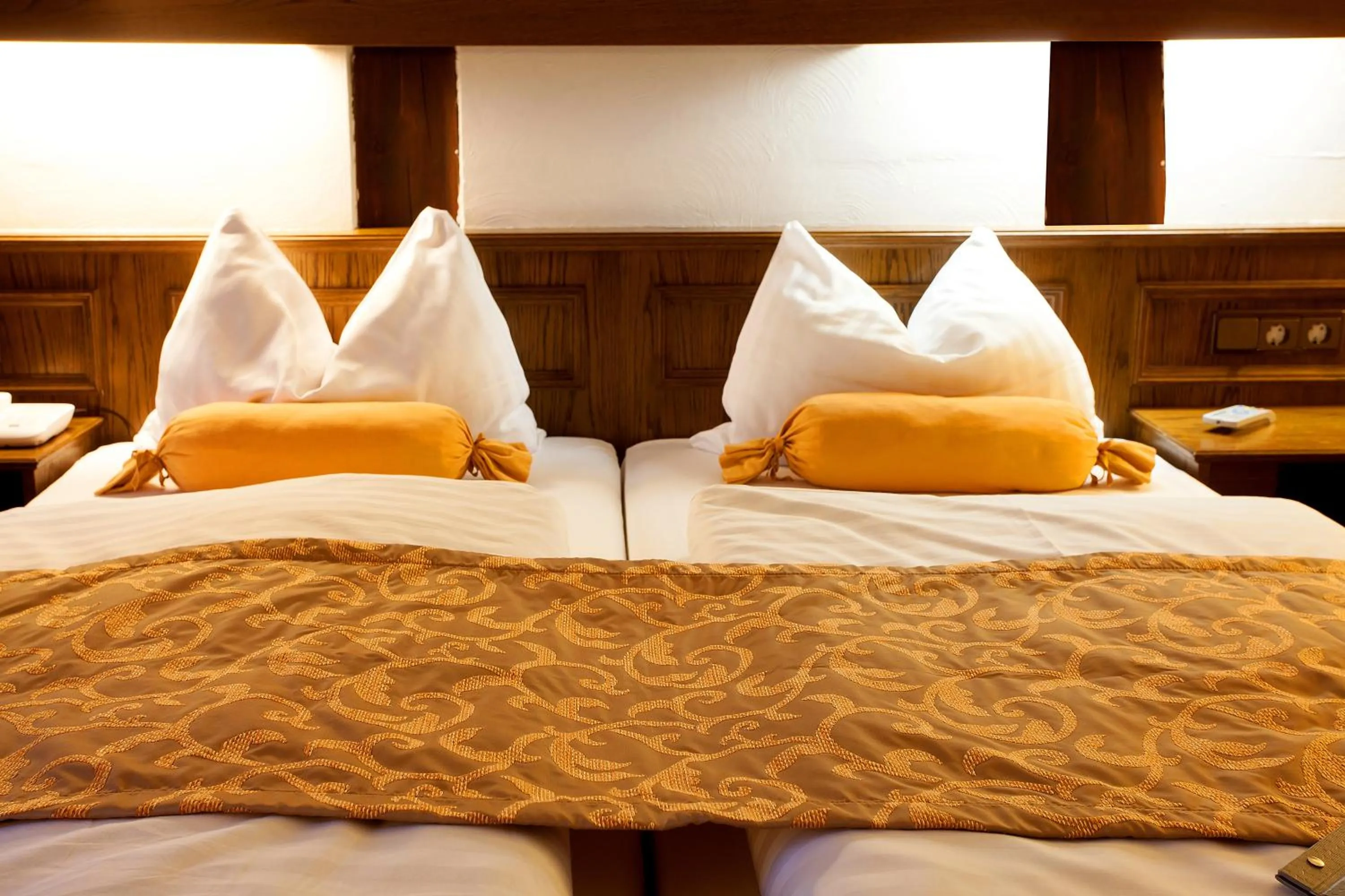 Bed in Hotel Ritter St. Georg