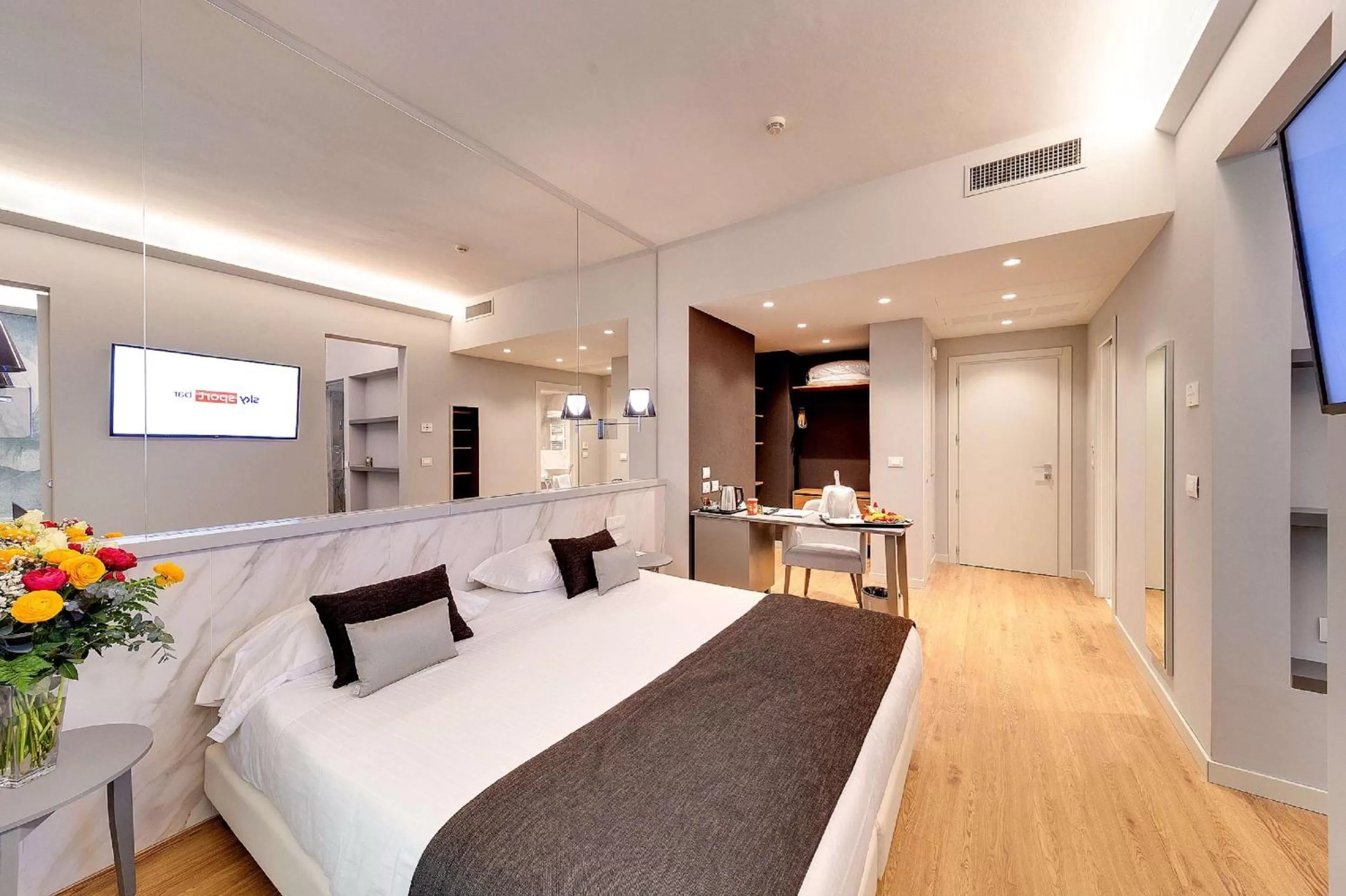 Photo of the whole room, Bed in Best Western Hotel Nazionale