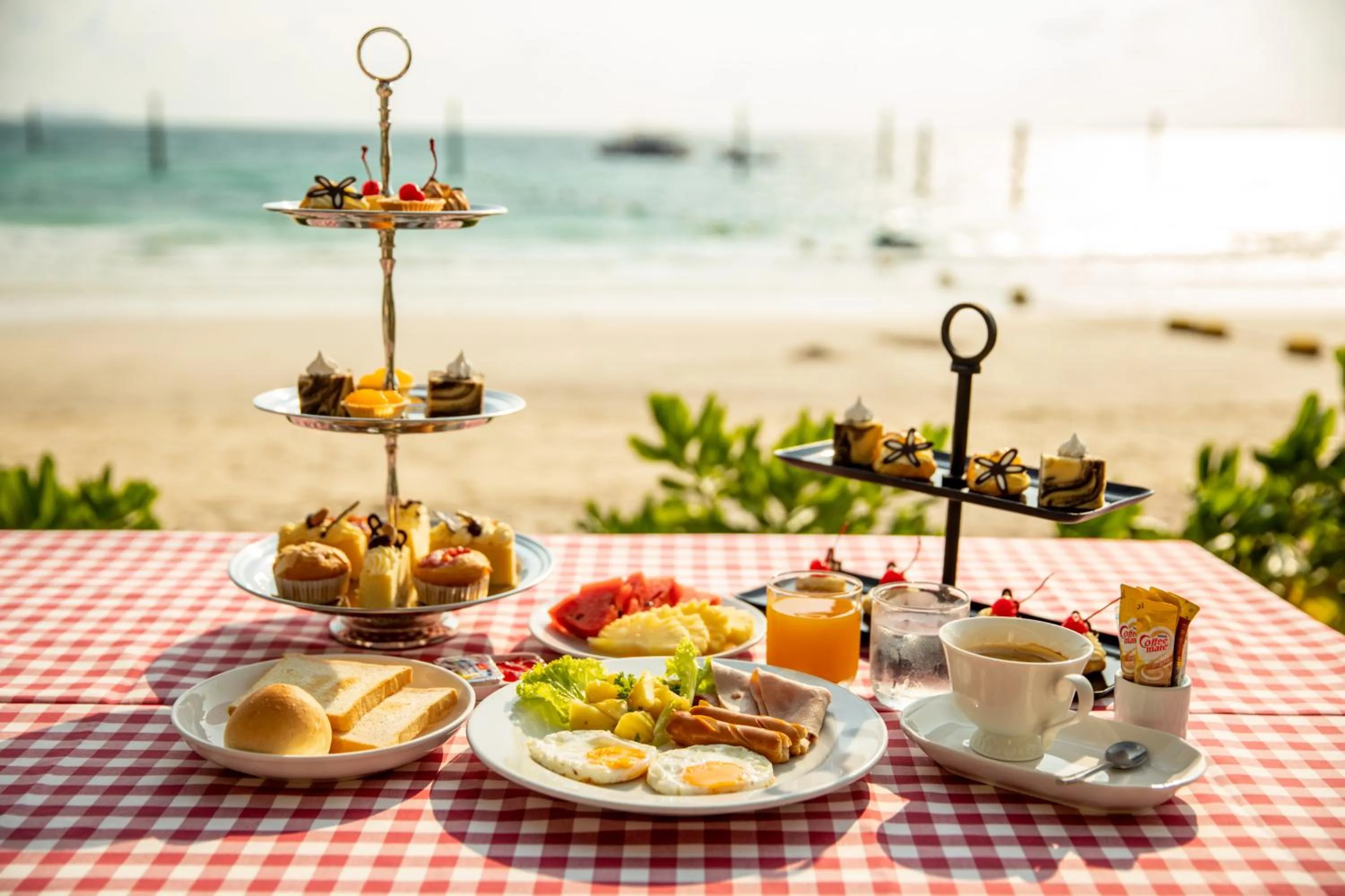 Breakfast in Xanadu Beach Resort