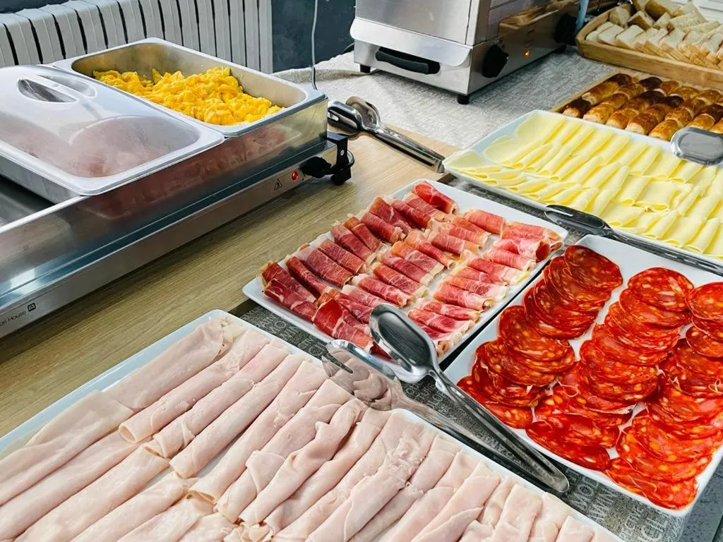 Breakfast in Hotel Xunca Blanca