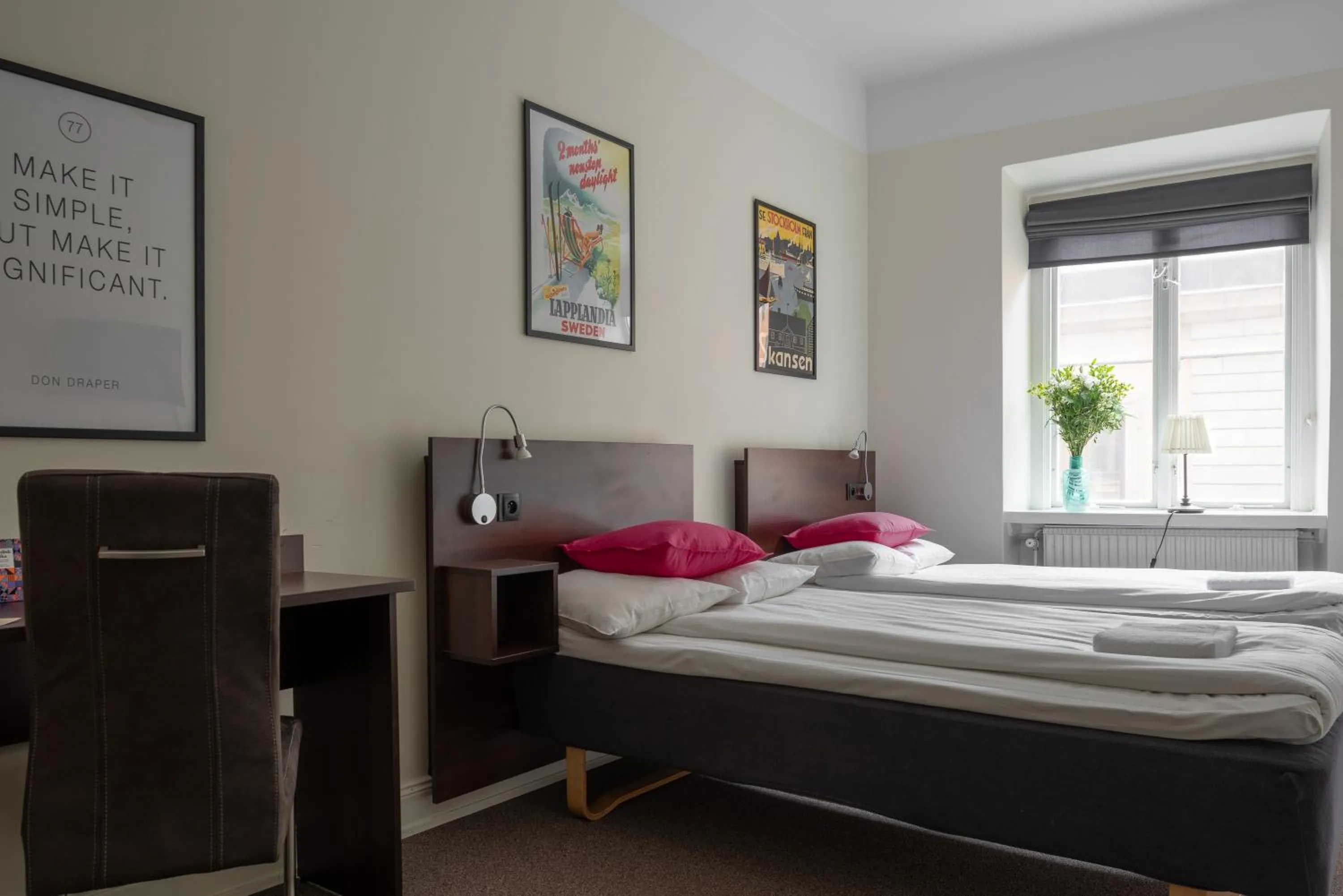 Bedroom, Bed in Castle House Inn