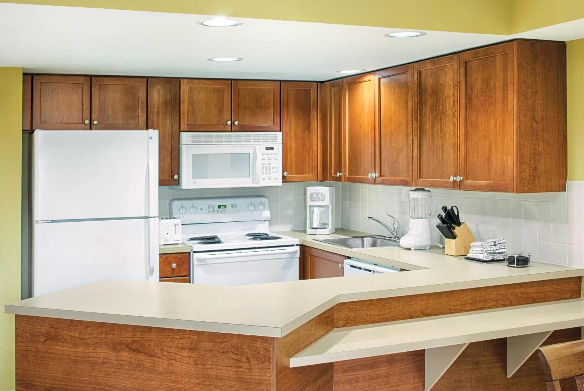 Photo of the whole room in Club Wyndham Santa Barbara