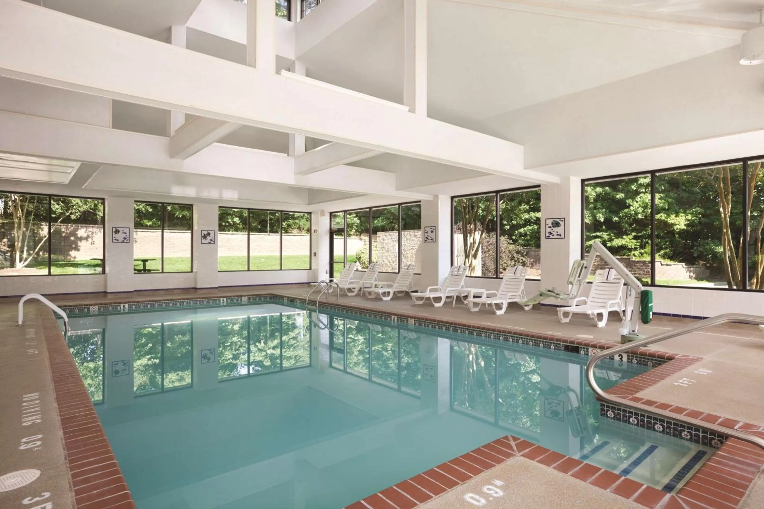 Pool view in Homewood Suites Williamsburg