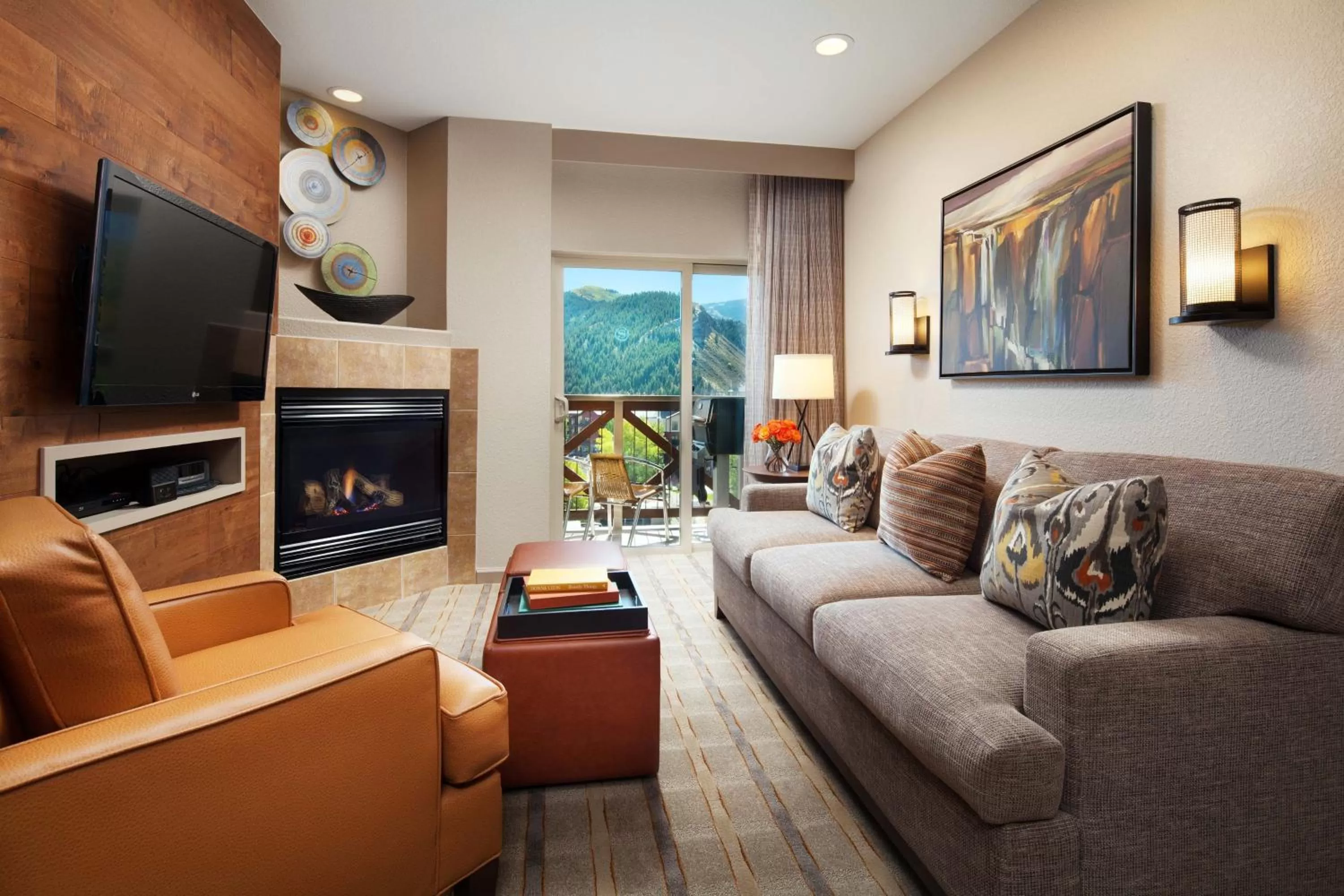 One-Bedroom Smaller Villa with Balcony - Hearing Accessible in Sheraton Mountain Vista Villas, Avon / Vail Valley