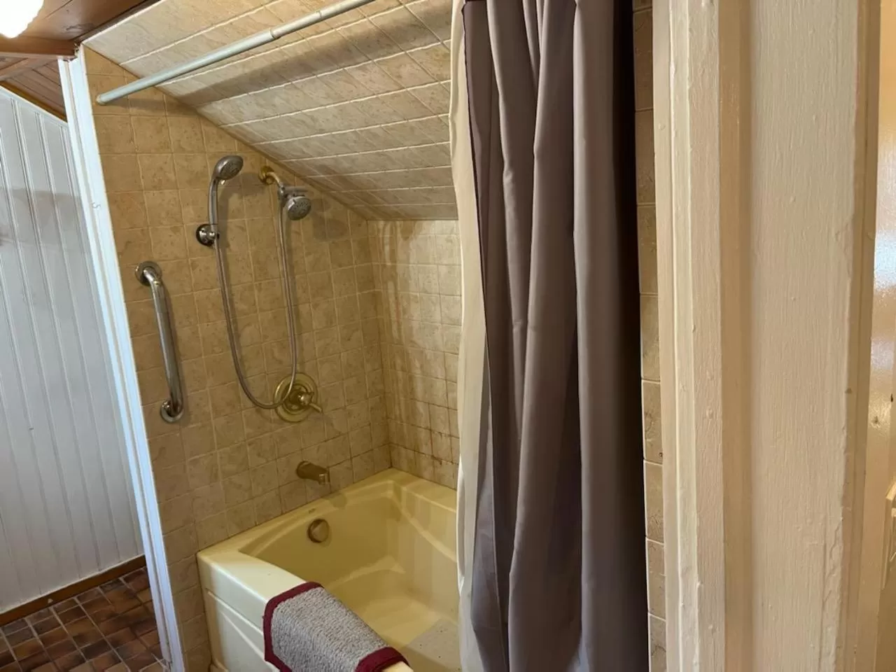 Come As You Are Inn LLC